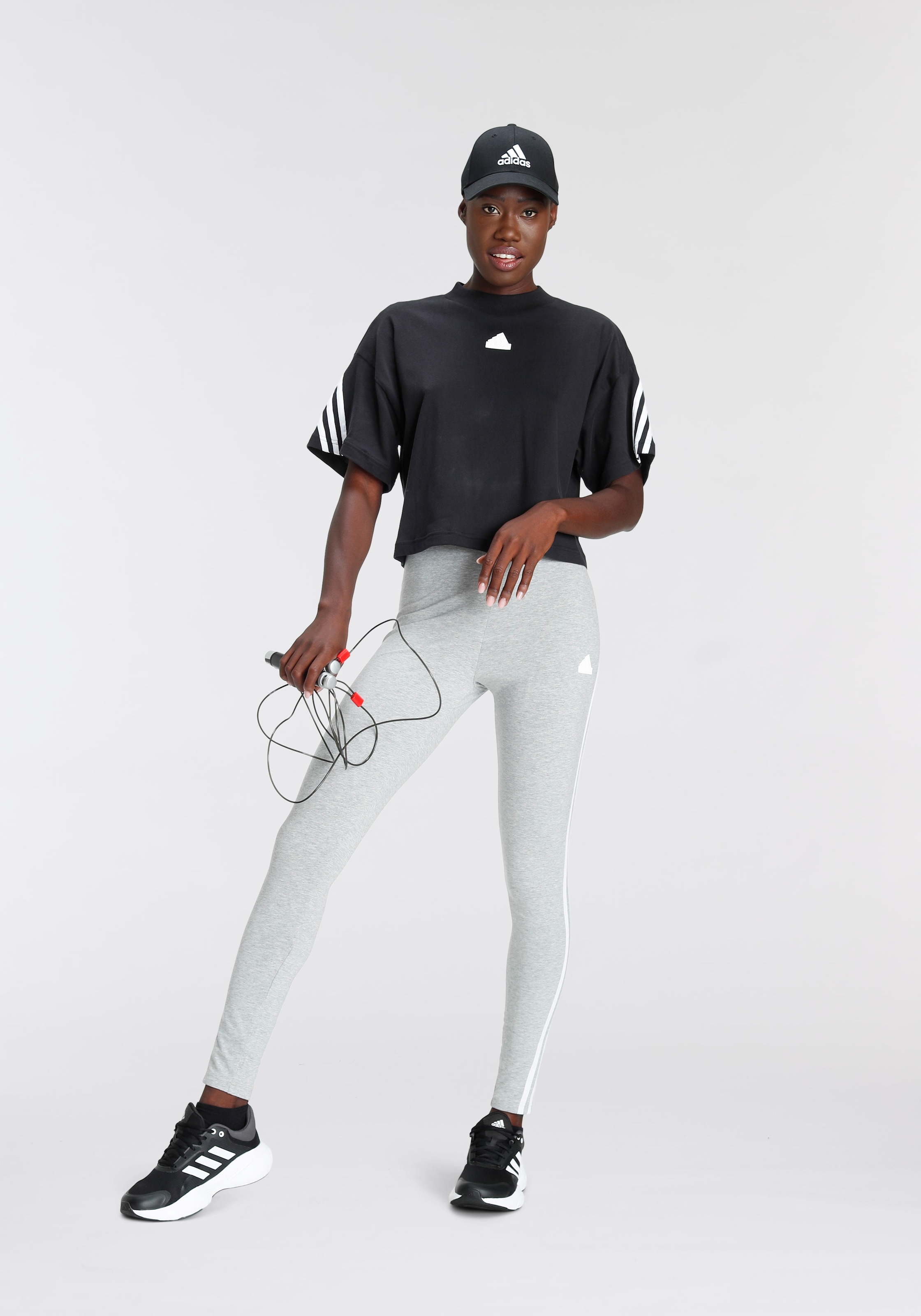 adidas Sportswear Leggings »FUTURE ICONS 3-STREIFEN«, (1 tlg.) bei ♕