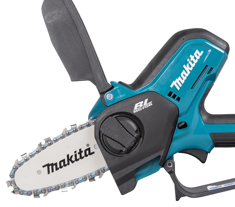 Makita Akku-Säge »»UC100DZ« 12V max., 10 cm, 8 m/s, ohne Akku und Ladegerät« zum Ausasten + für Korrekturschnitte, speziell für Park-und Baumpflege