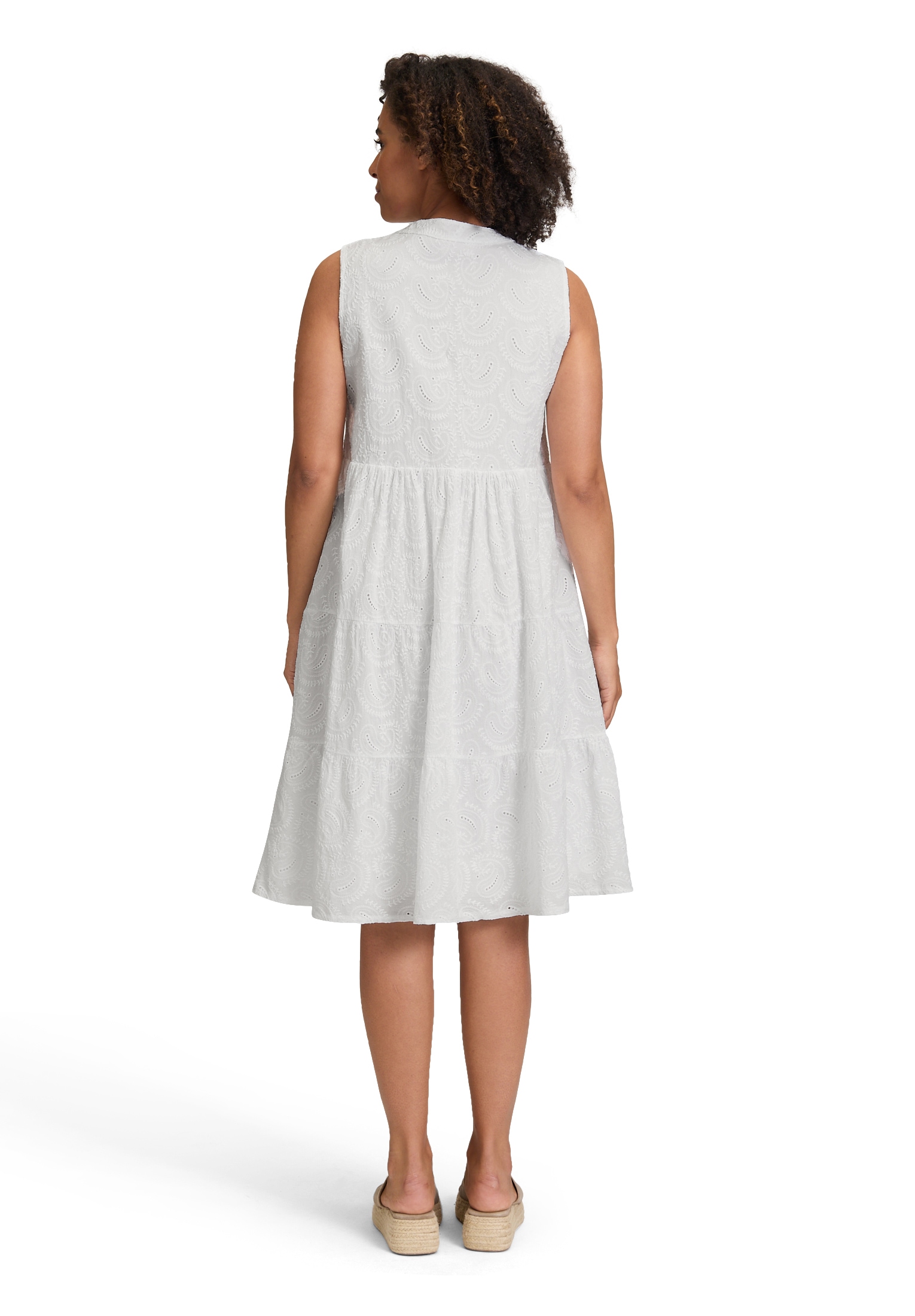 Cartoon Spitzenkleid »Spitzenkleid mit Lochmuster«