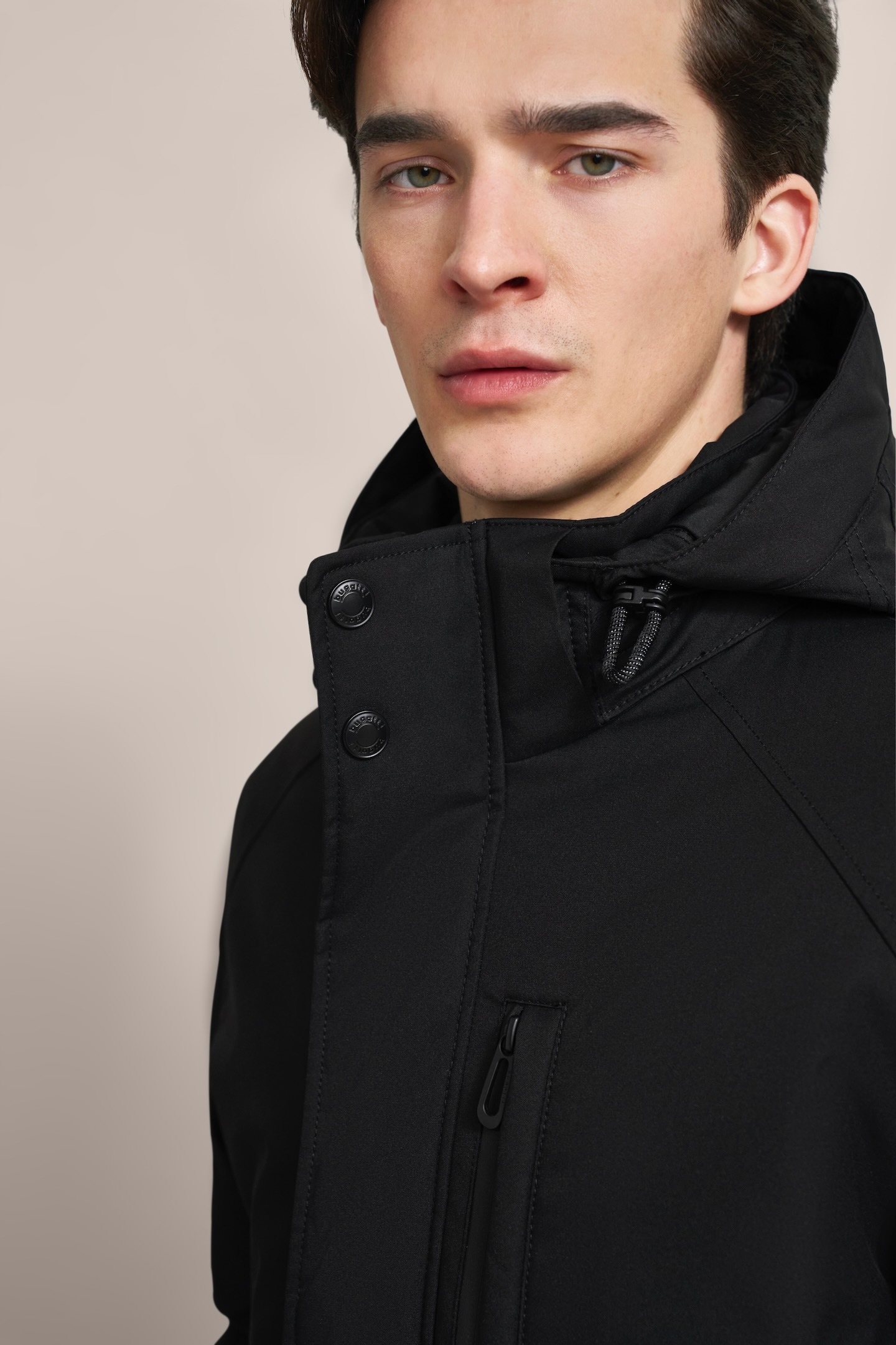 bugatti Kurzjacke mit Kapuze mit wasserfester Eigenschaft