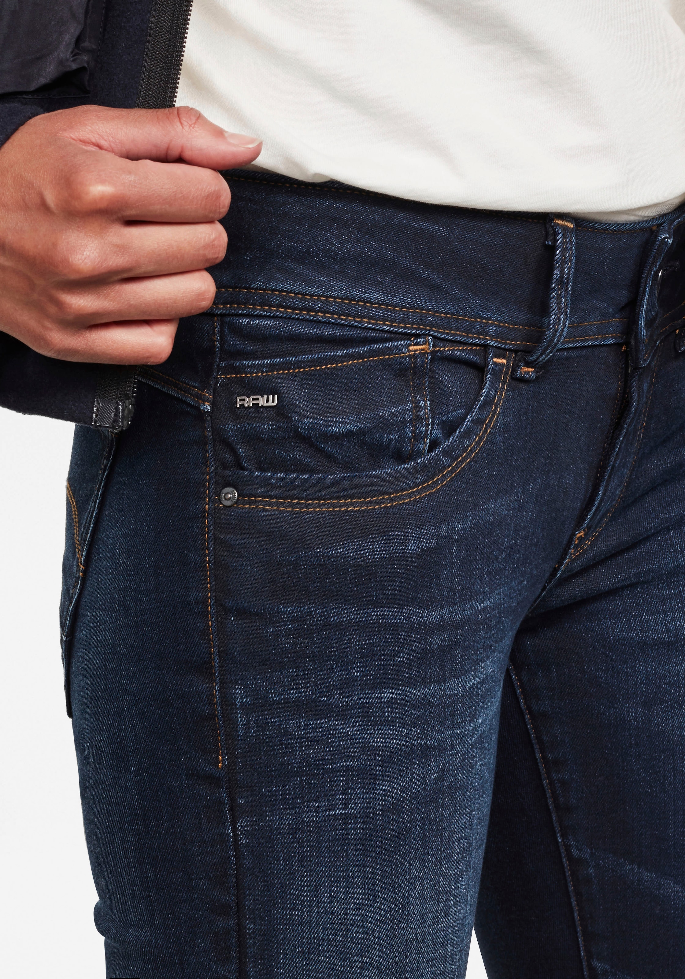 G-Star RAW Skinny-fit-Jeans »Mid Waist Skinny«, moderne Version des klassischen 5-Pocket-Designs