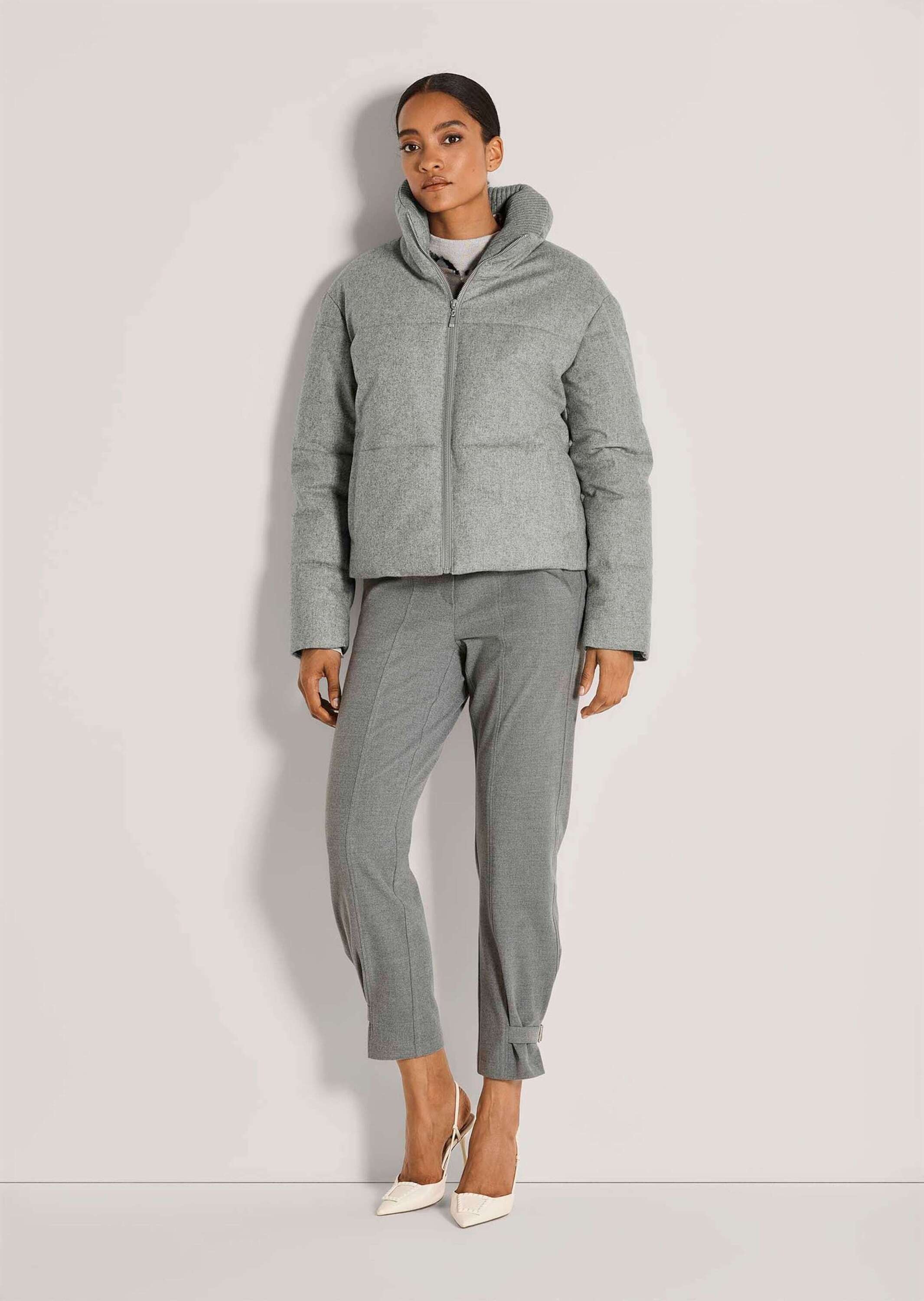 MADELEINE Kurzjacke »Steppjacke Urbaner Chic für kalte Tage« hoher Wollanteil, Rippstrick in der Krageninnnseite