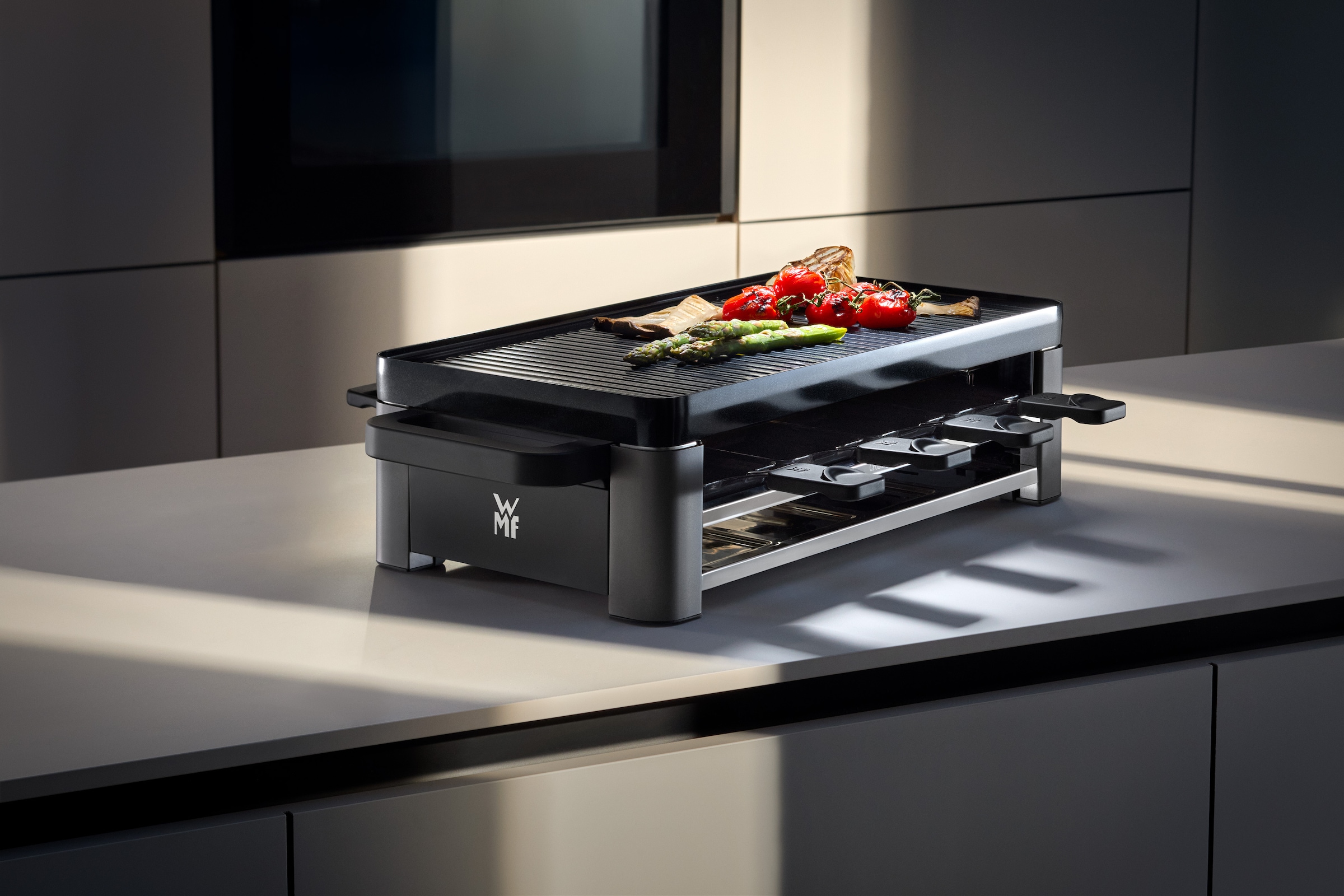 WMF Raclette »Master«, 8 St. Raclettepfännchen, 1500 W, indirekte LED-Beleuchtung, Keramikbeschichtung, 8 Pfännchen, 1500 W