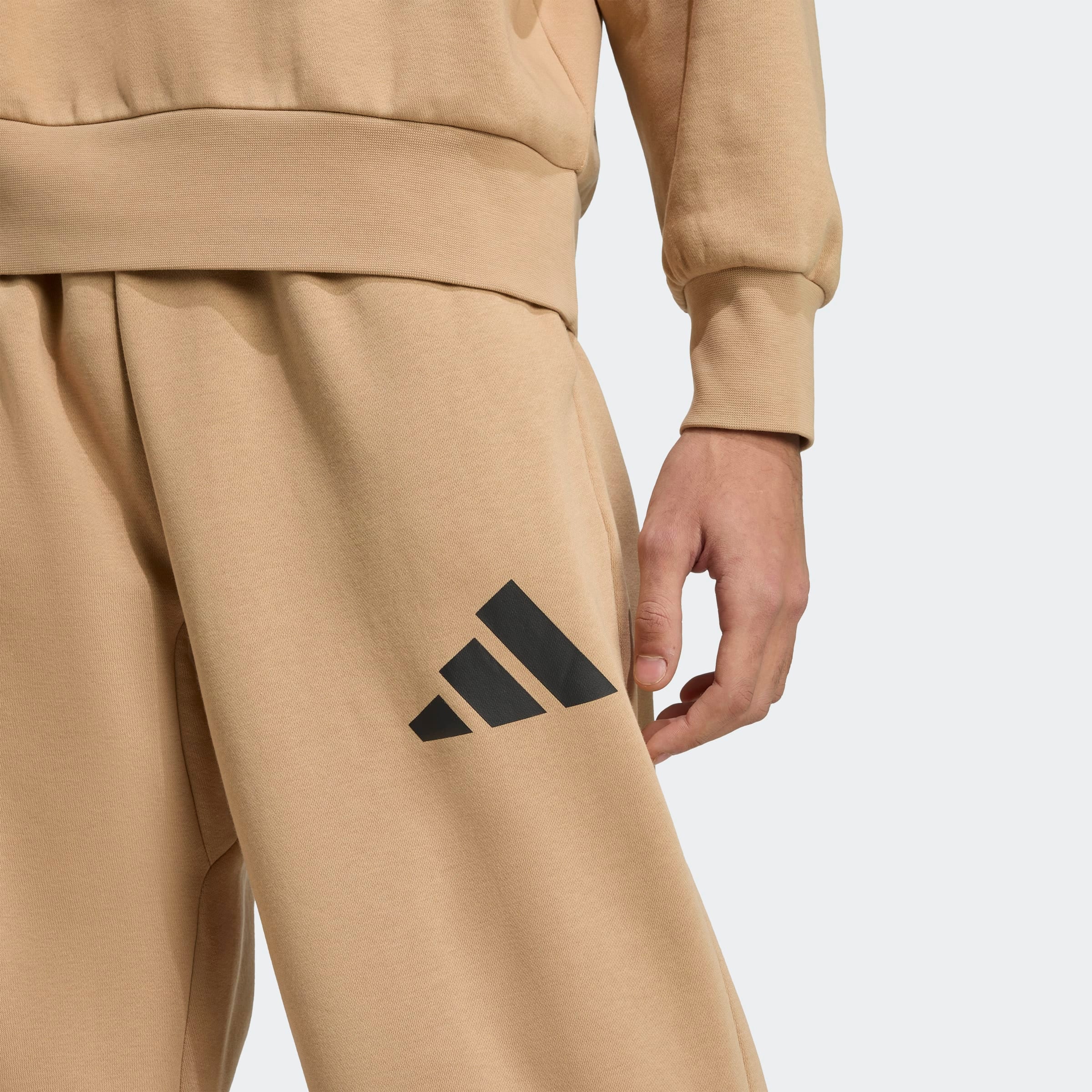 adidas Sportswear Sporthose »M WIDE PANT FL«, (1 tlg.)
