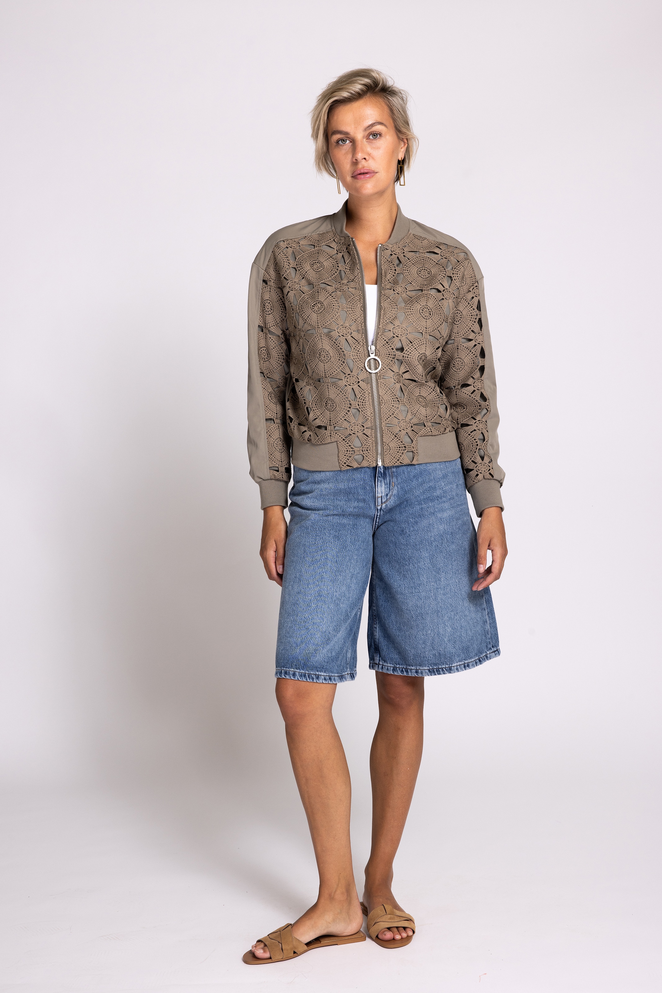 Zhrill Shorts »DINSA«, Sommerhose knielang, im Bermuda-Stil