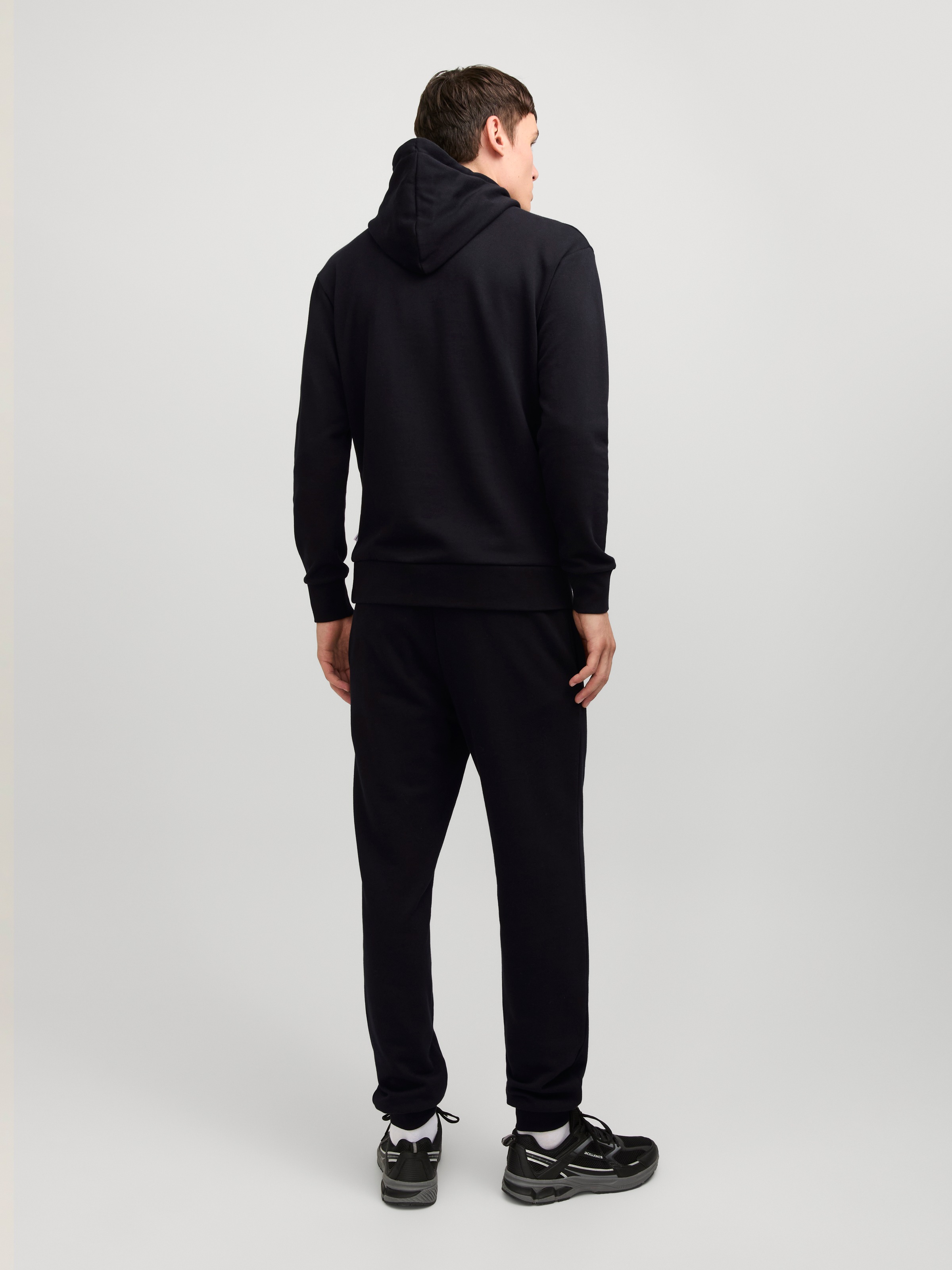 Jack & Jones Kapuzensweatshirt »JJBEAU – Sweater mit Logodruck, Slim Fit und Baumwolle«, unifarben, modisch, slim fit, angeraute Sweatware, Kapuze