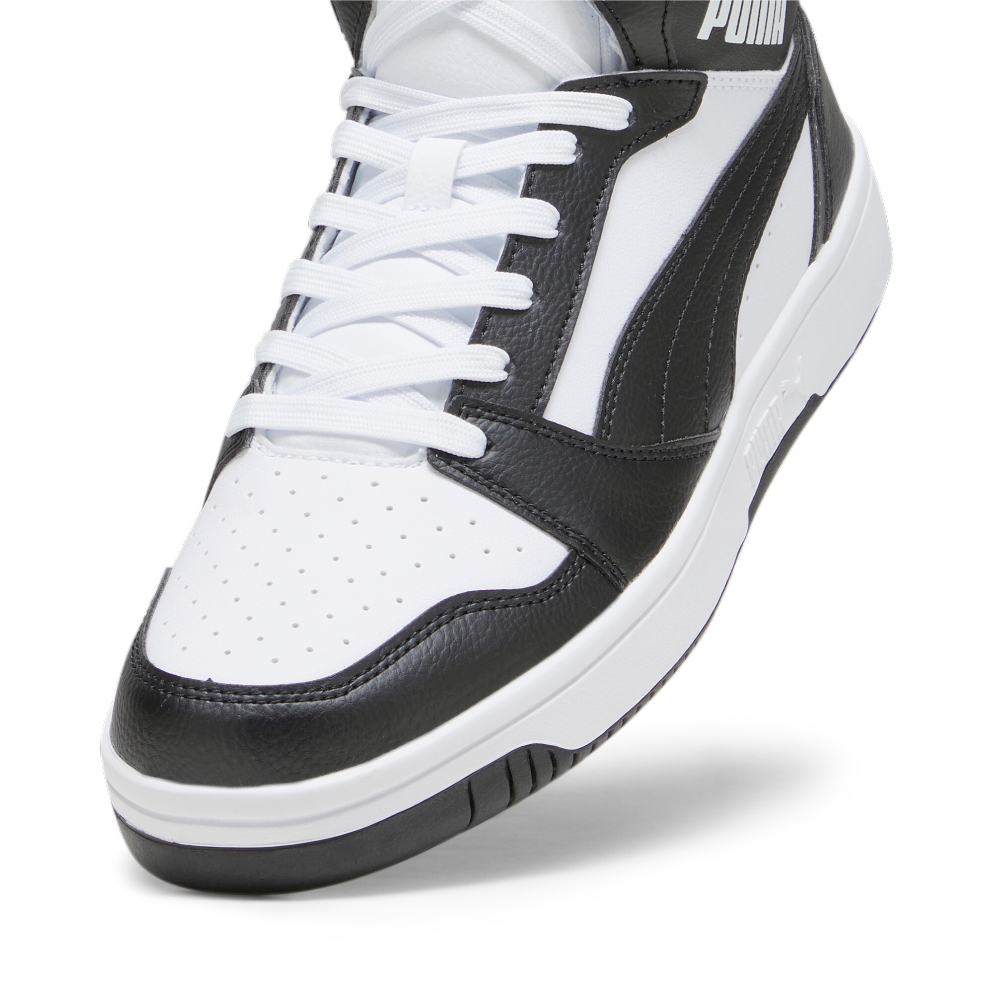 PUMA Sneaker »REBOUND V6«  knöchelhoch, wasserabweisendes Obermaterial, weiche Innensohle