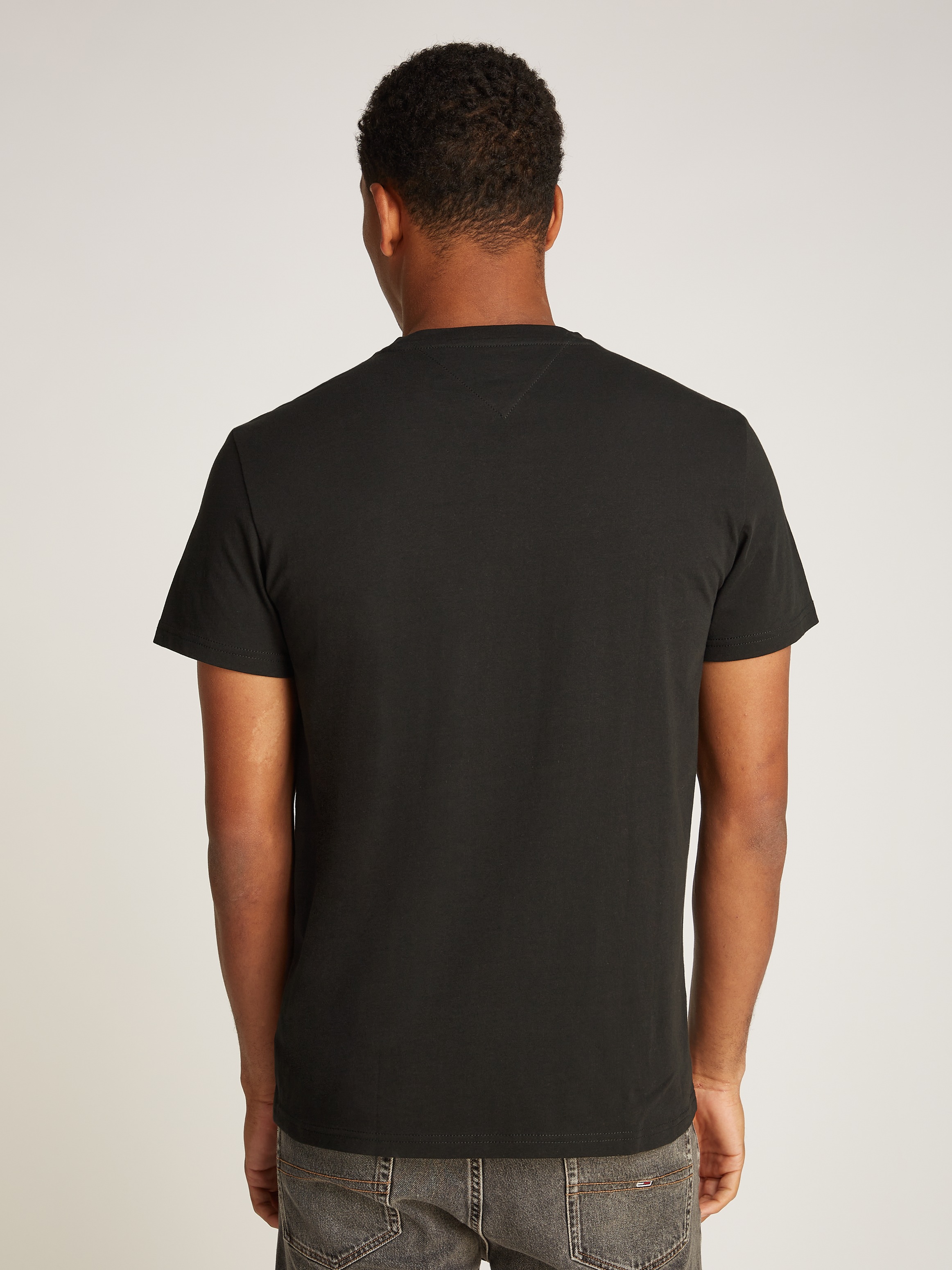 Tommy Jeans Plus Rundhalsshirt »TJM SLIM ENTRY GRAPHIC TEE EXT«, in Großen Größen, mit Logostickerei am Ärmel