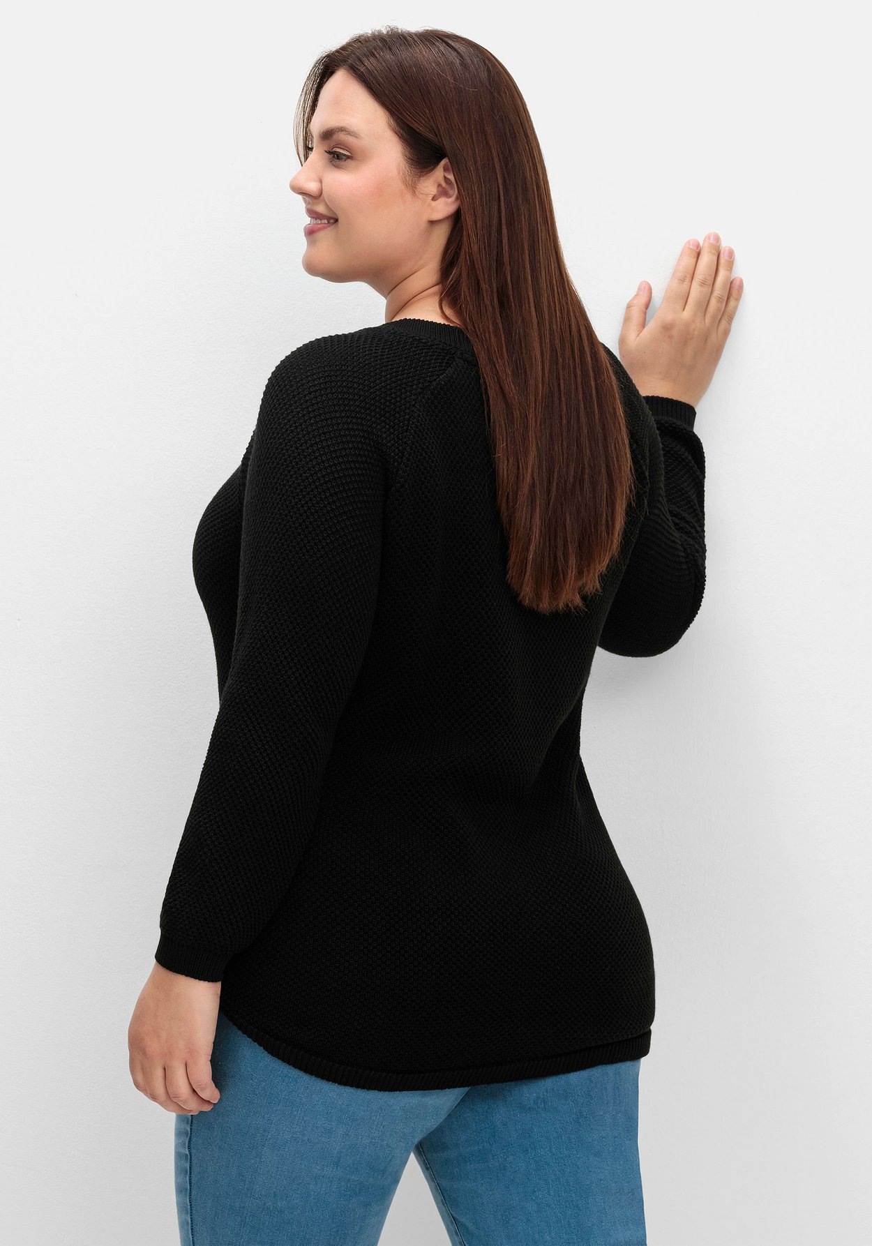 Sheego Strickpullover »Pullover im Strukturstrick, mit Zierknöpfen seitlich«