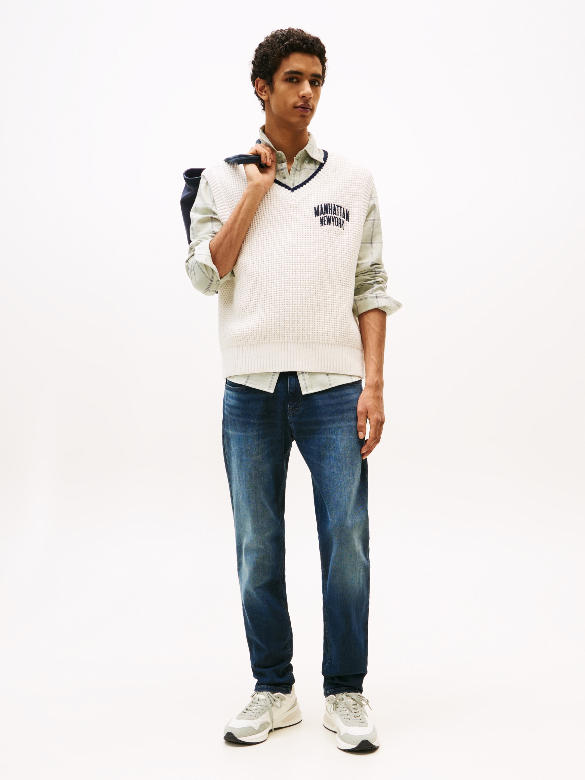 Tommy Jeans Slim-fit-Jeans »Scanton Slim«, Slim‑Fit‑Jeans mit mittlerer Leibhöhe, 5‑Pocket‑Design