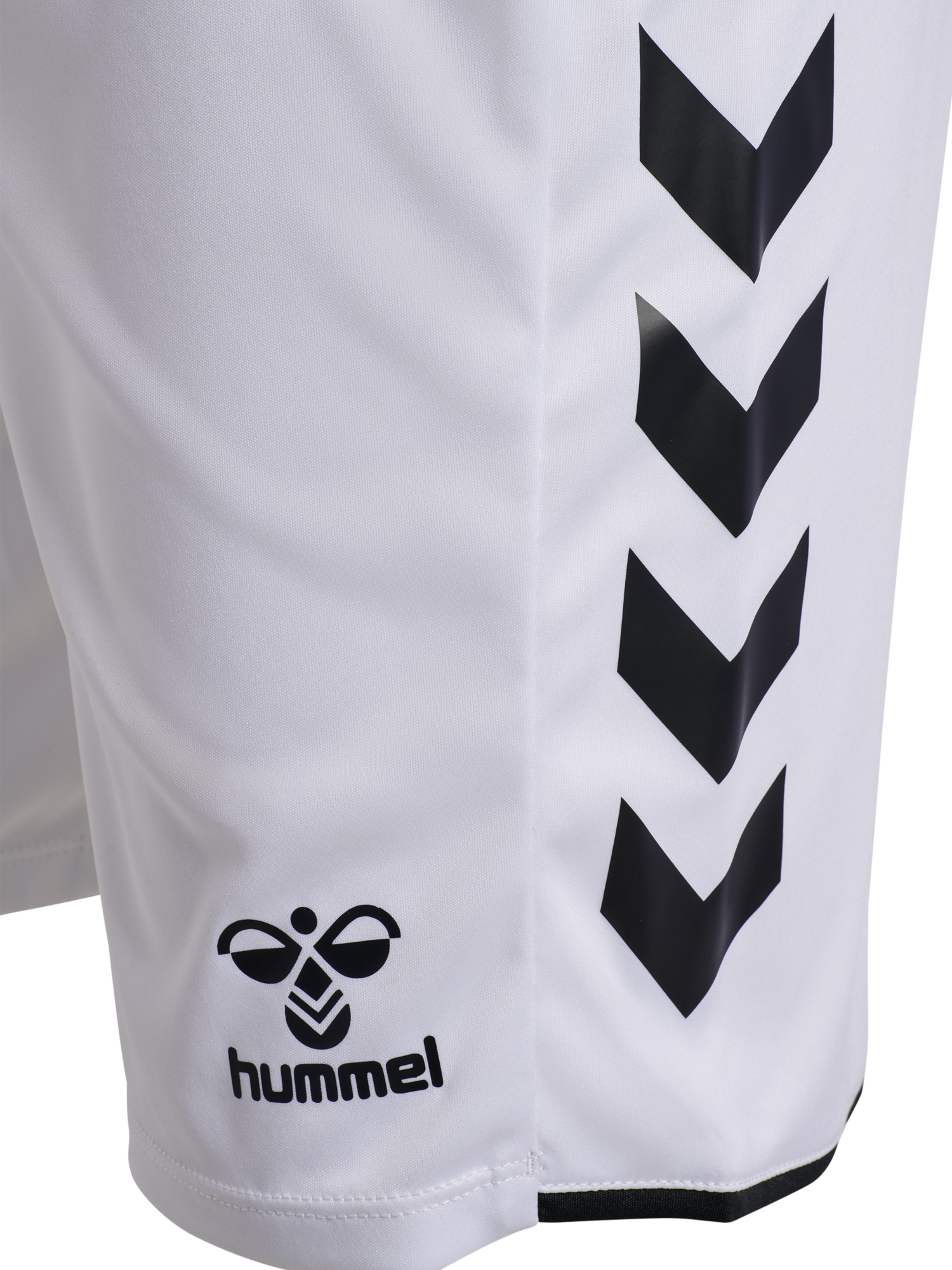 hummel Trainingsshorts »HMLCORE 2.0 SHORTS«  aus Interlock-Stoff, atmungsaktiv, schnelltrocknend