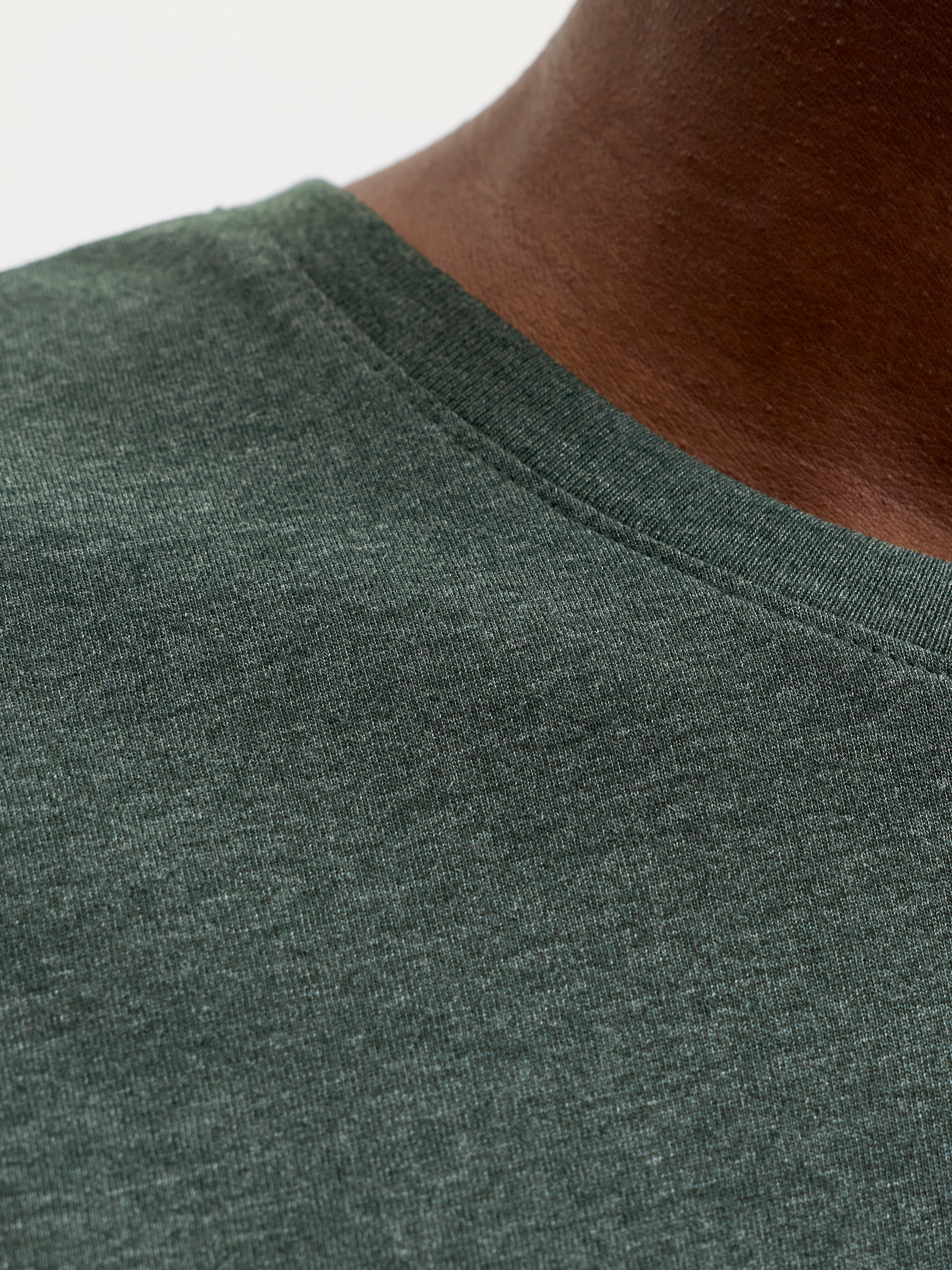 Jack & Jones Rundhalsshirt »JJEORGANIC MELANGE TEE SS O-NECK NOOS« Baumwollmischung, regular fit