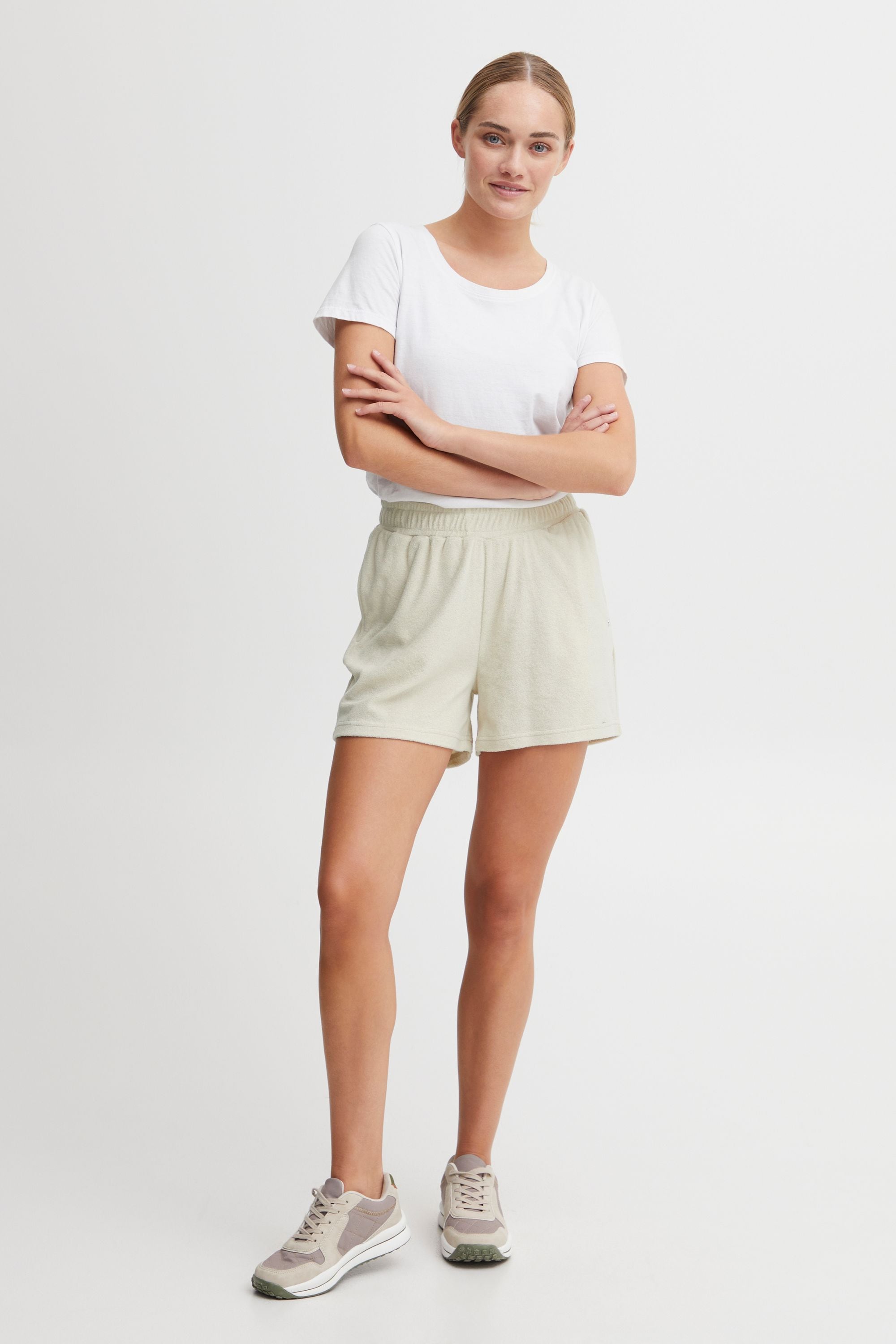 OXMO Sweatshorts »Sweatshorts OXFrinka«