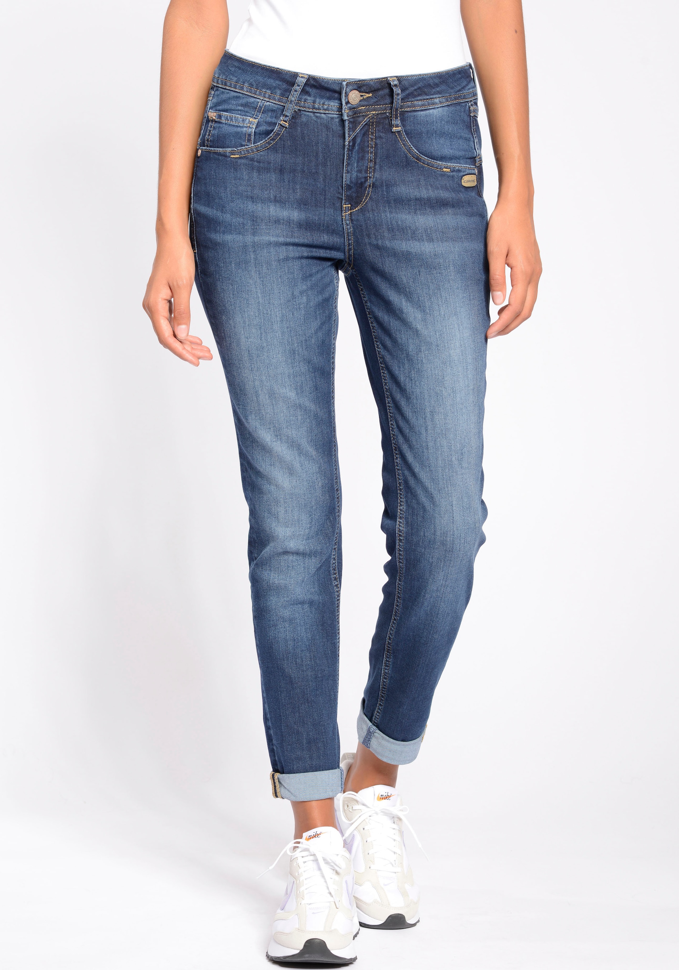 GANG Relax-fit-Jeans »94Amelie Used-Effekten bei Fit«, mit ♕ Relaxed