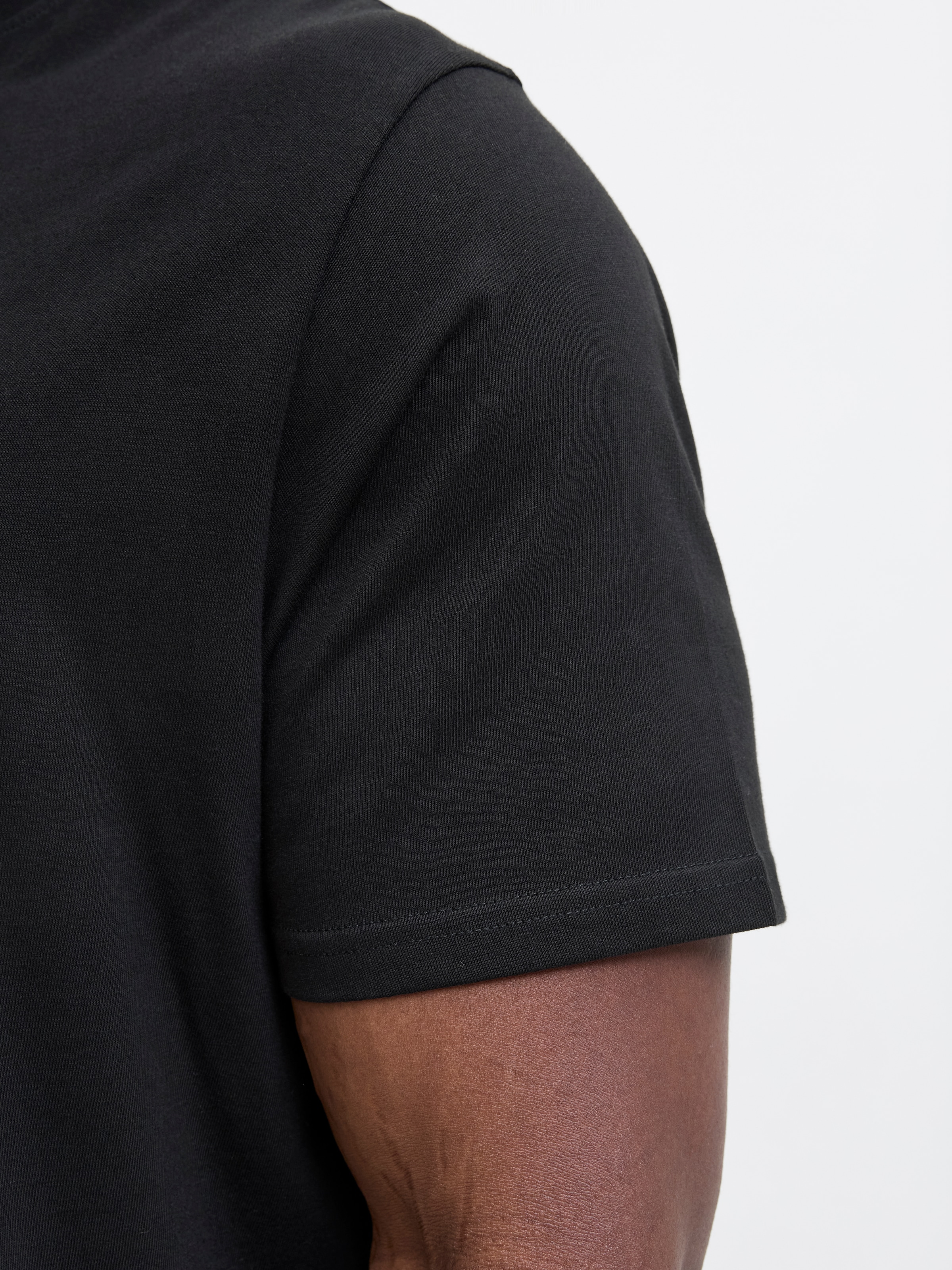 Jack & Jones PlusSize T-Shirt »JJESOHO TEE SS CREW NECK NOOS PLS«, mit Logobranding