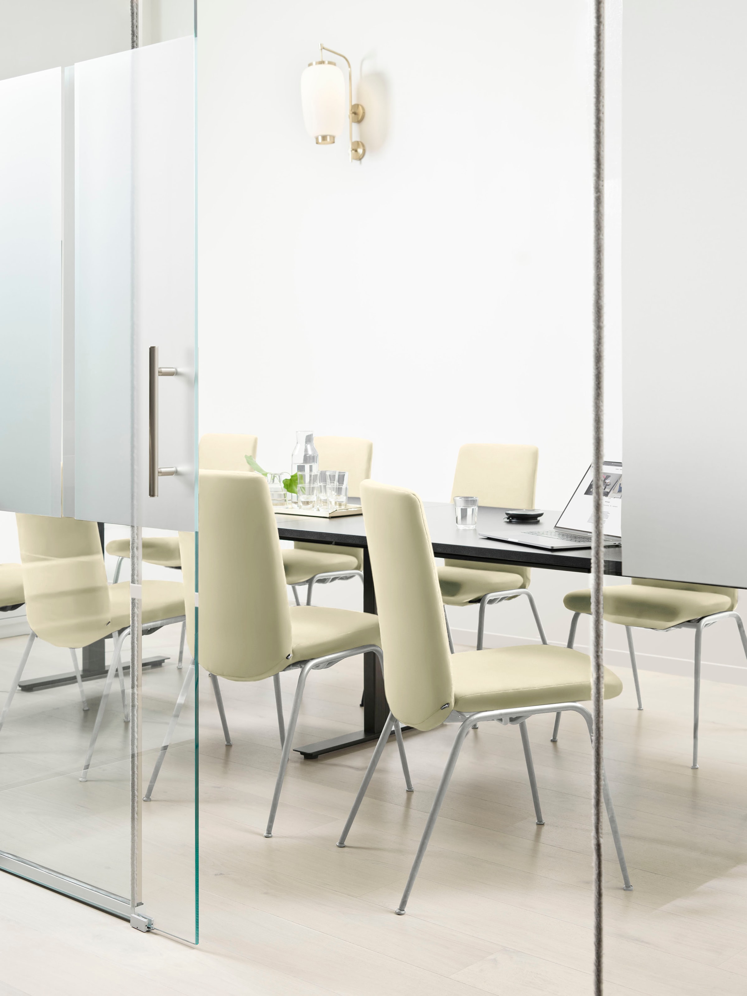 Stressless® Polsterstuhl »Laurel«, Leder PALOMA, Low Back, Größe L, mit Beinen aus Stahl in Chrom glänzend