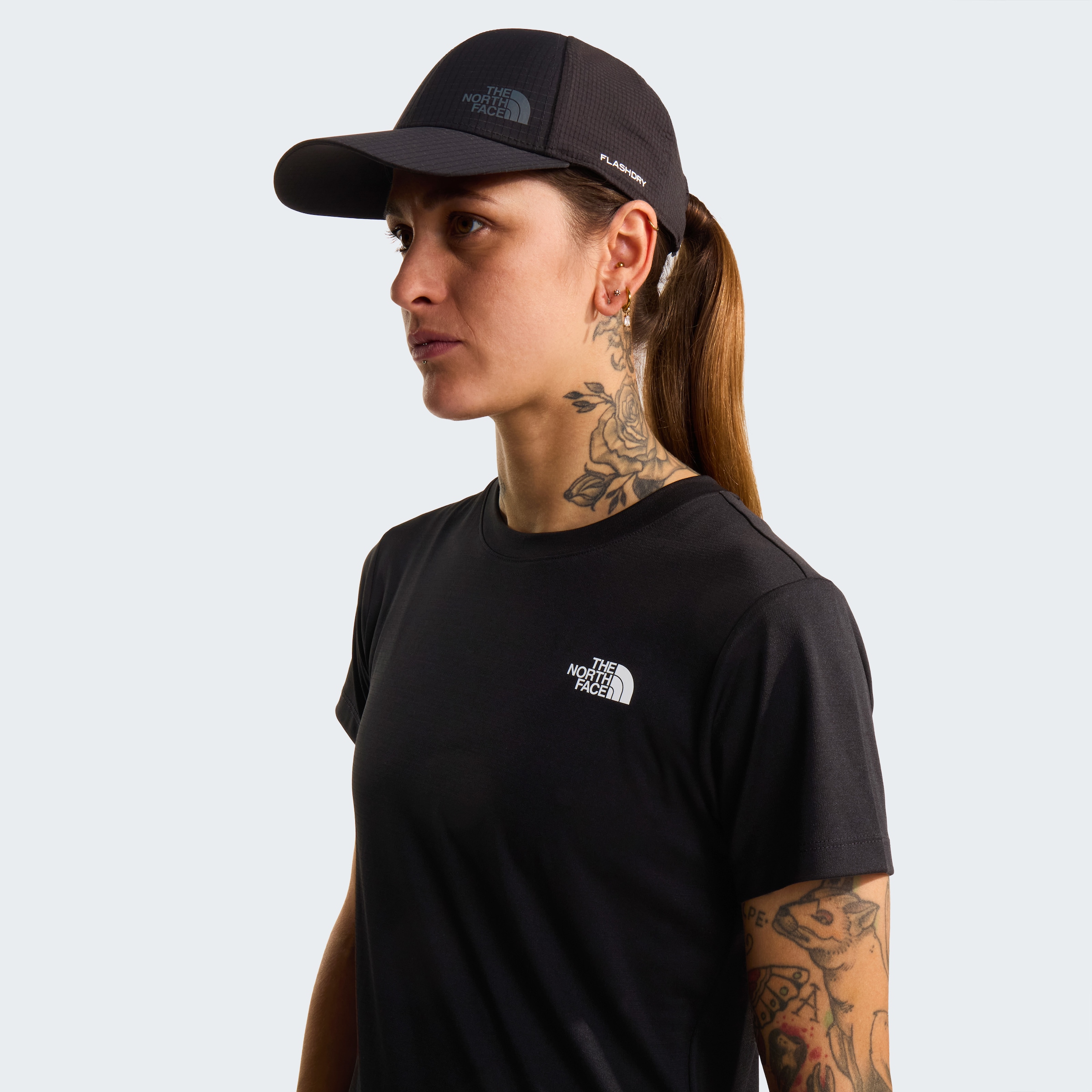The North Face Funktionsshirt »W FLEX SHORT SLEEVES REG TEE« sportlicher Stil, kurze Ärmel, schnell trocknendes FlashDry™-Gewebe