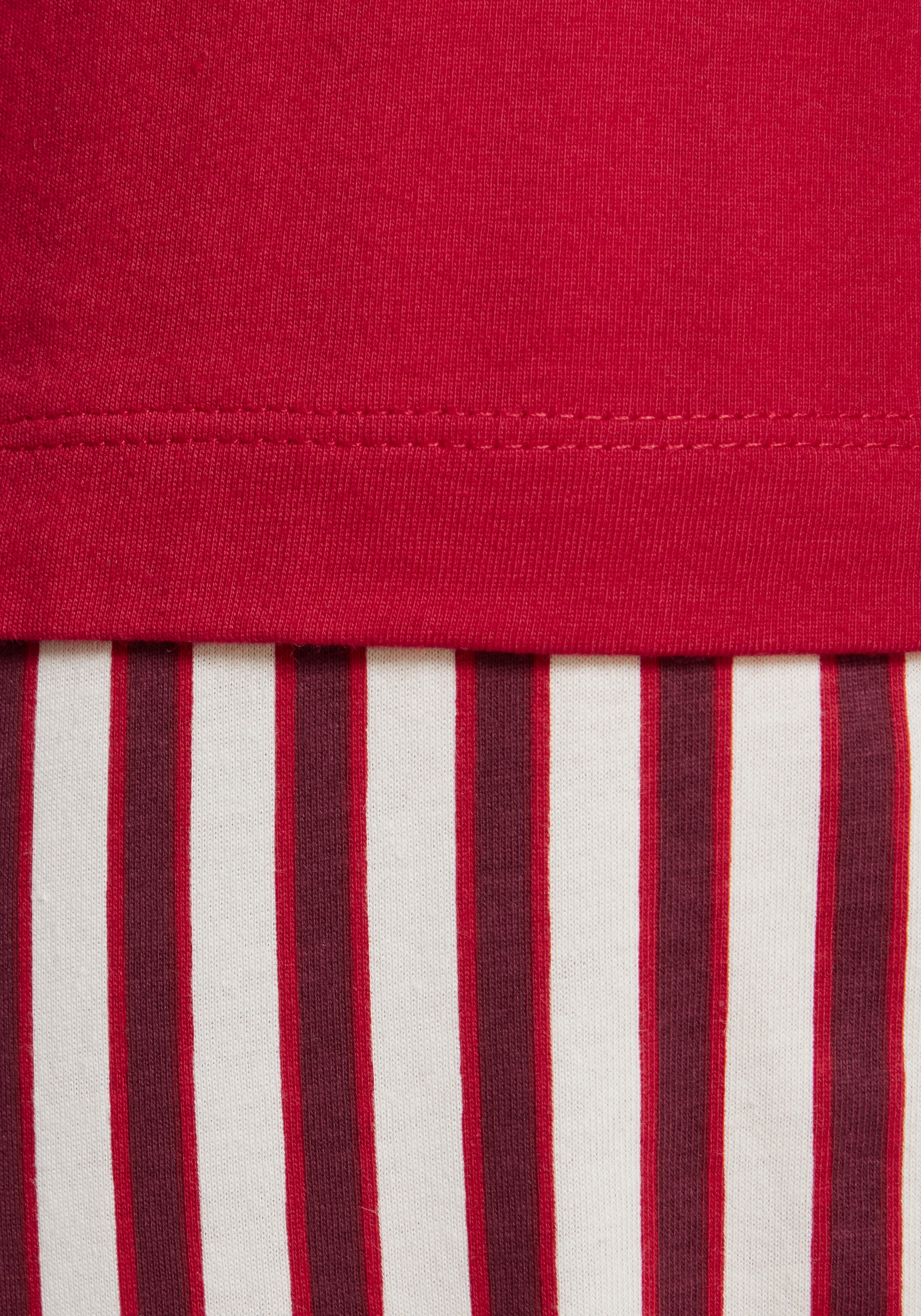 LASCANA Pyjama Set, 2-teilig, 2 tlg. Mit Weihnachtlichem Muster