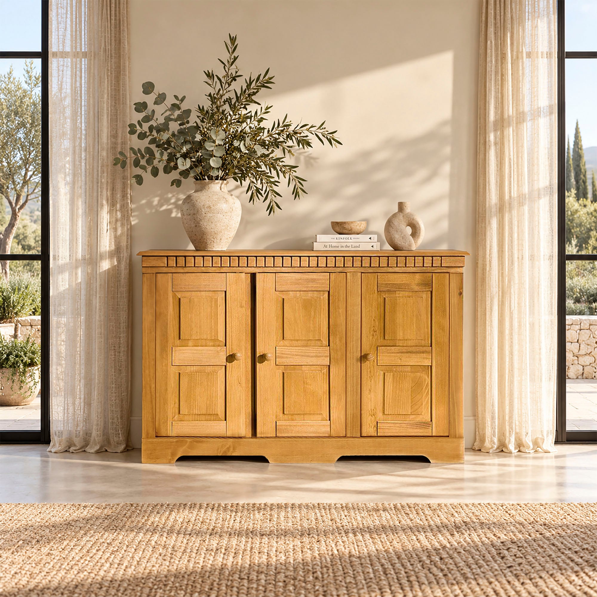 OTTO home Sideboard »Lisa Kommode mit dekorativen Fräsungen und verstellbaren Einlegeböden« Kiefernholz mit 3 Türen und 2 verstellbaren Einlegeböden, Knopfgriffe