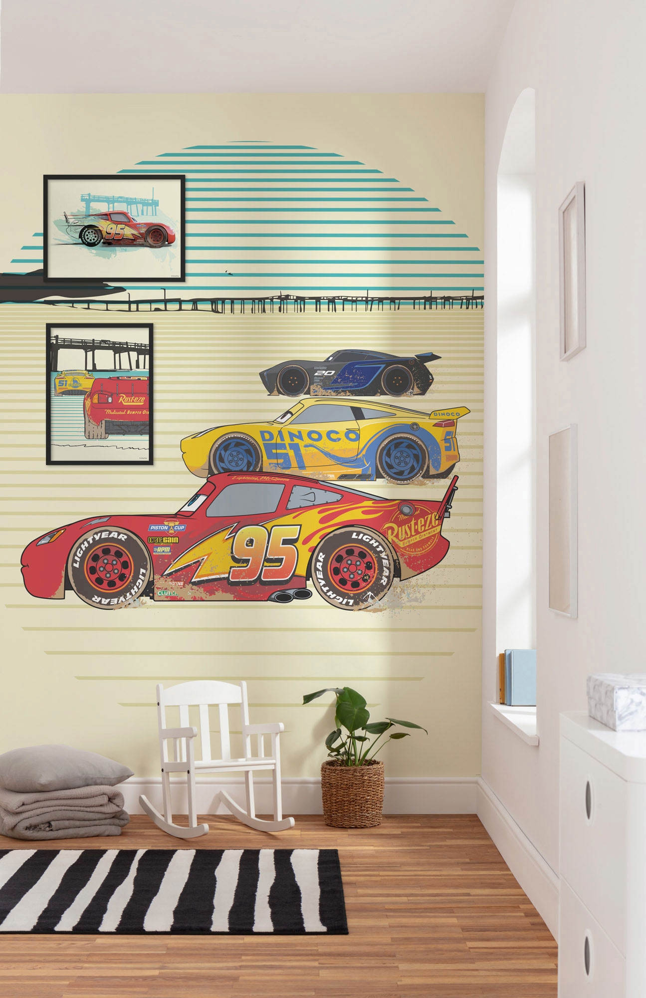 Komar Wandbild »Cars Lightning McQueen«, (1 St.), Kinderzimmer, Schlafzimmer, Wohnzimmer