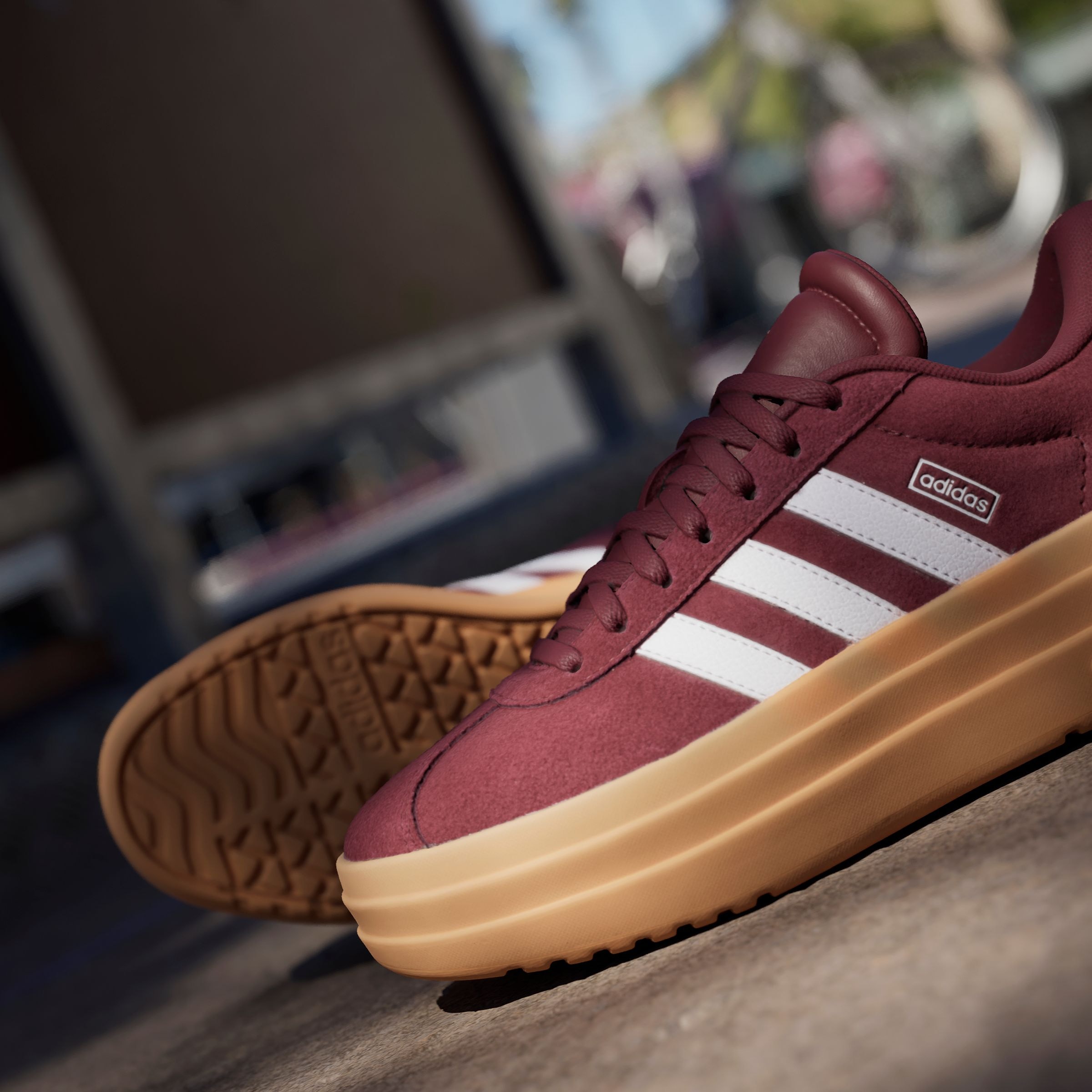 adidas Sportswear Plateausneaker, Design auf den Spuren des adidas Gazelle Bold