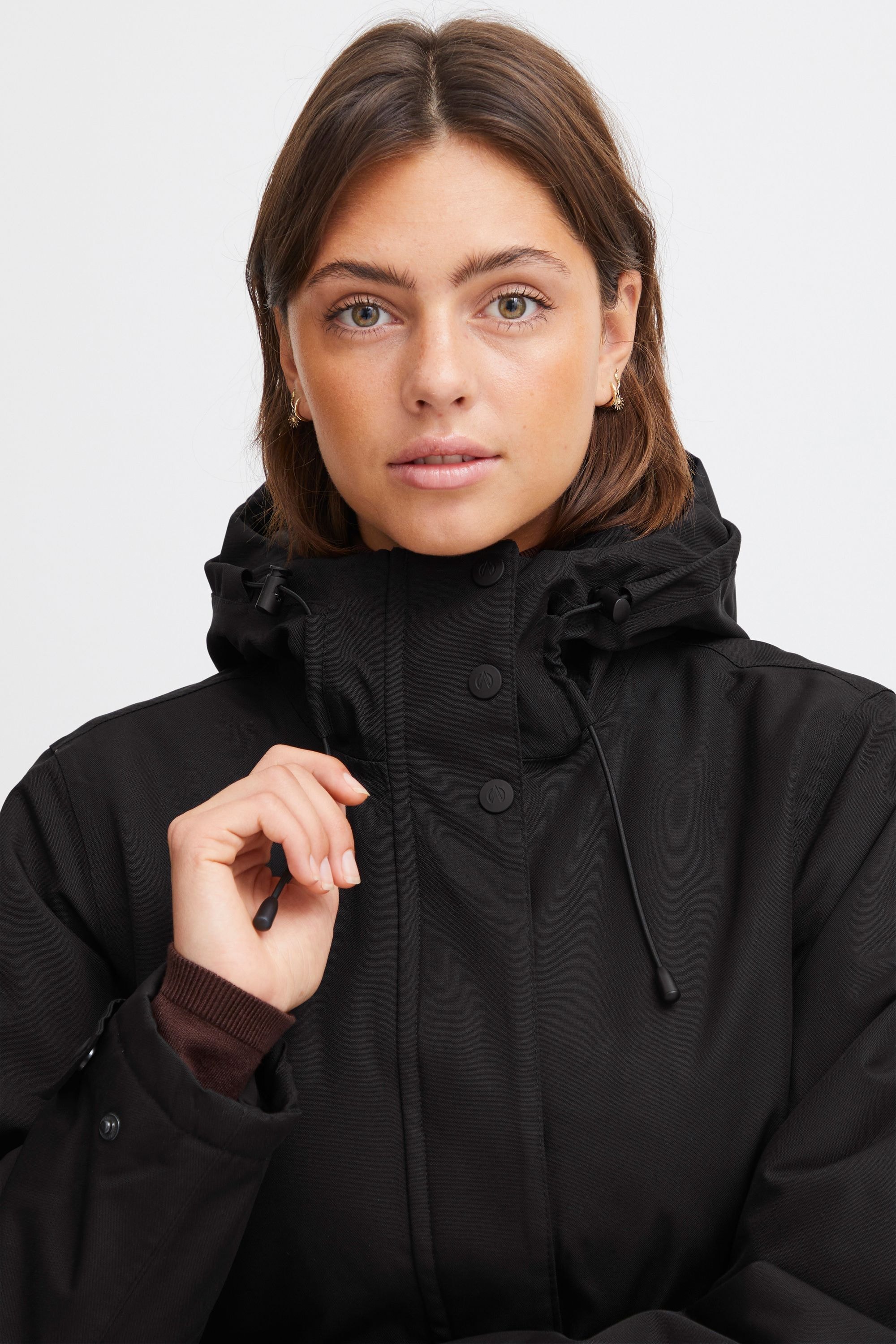 North Bend Winterjacke »Wintermantel NBMalika W W-PRO 8.000 mit wasserdichter Beschichtung«
