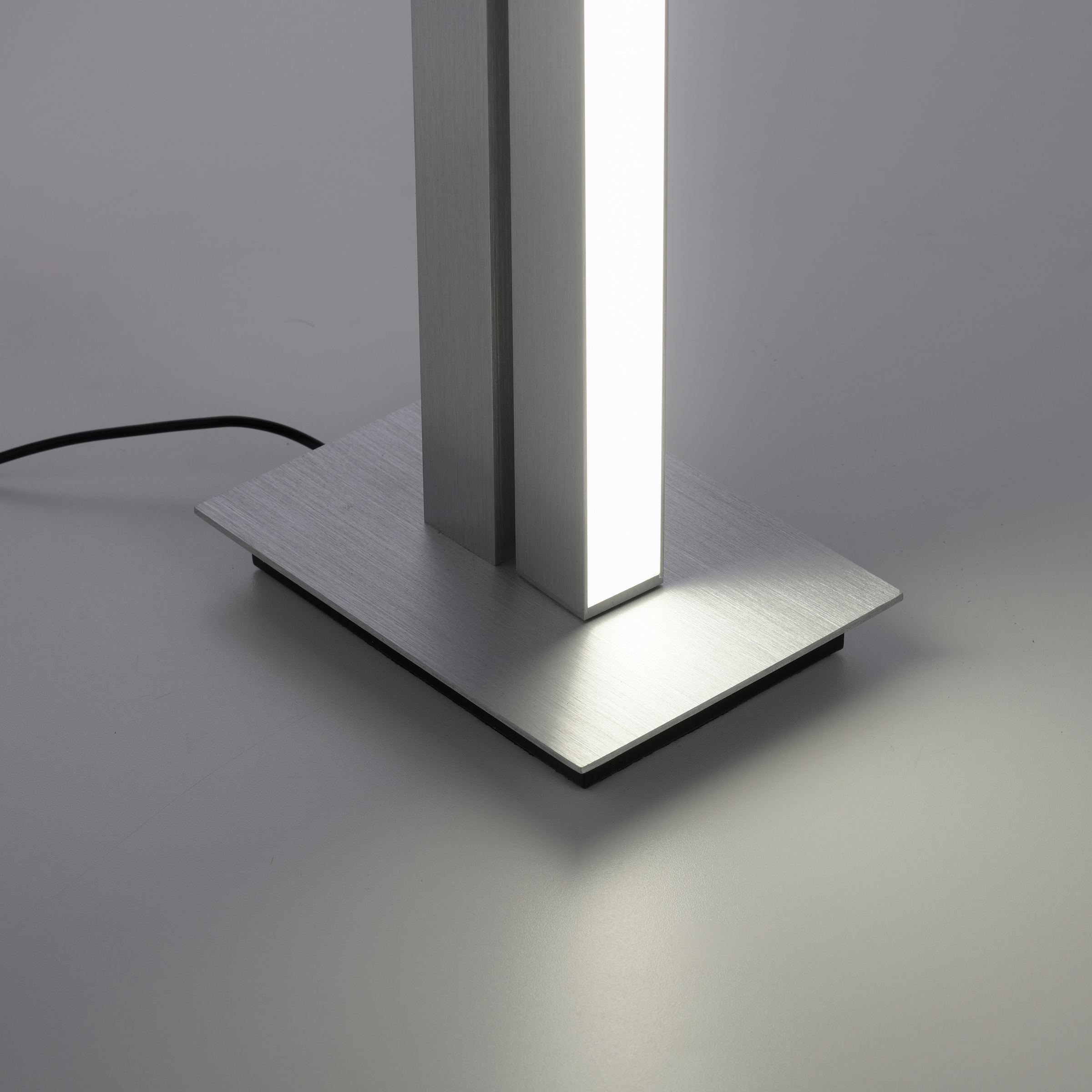 Neuhaus PURE LED Stehlampe »PURE Lines Floor« LED-Board 1 Stk. warmweiß - kaltweiß CCT Farbsteuerung, dimmbar über Fernbedienung, Fußschalter