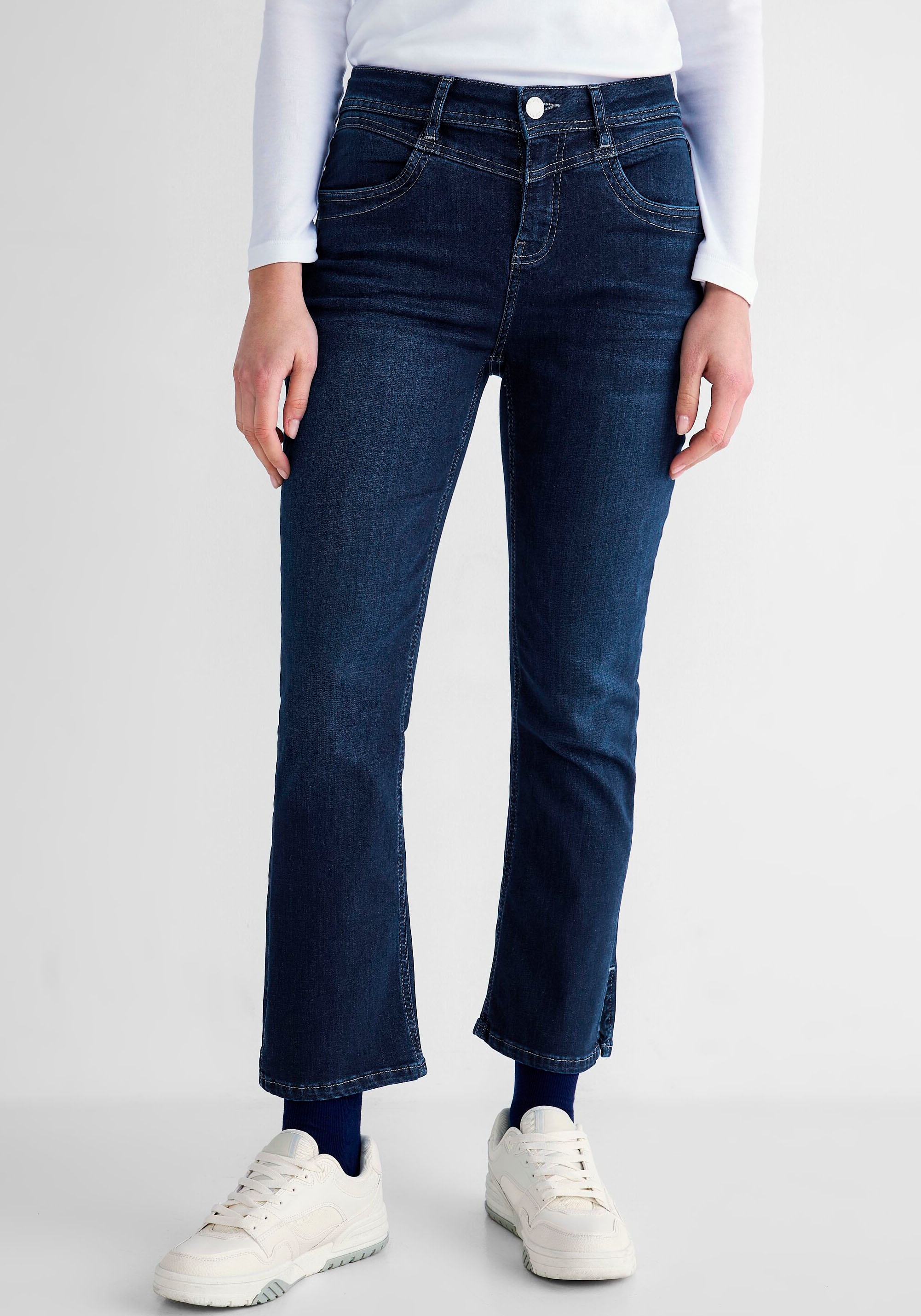 STREET ONE High-waist-Jeans, Bein mit bei ausgestelltem ♕