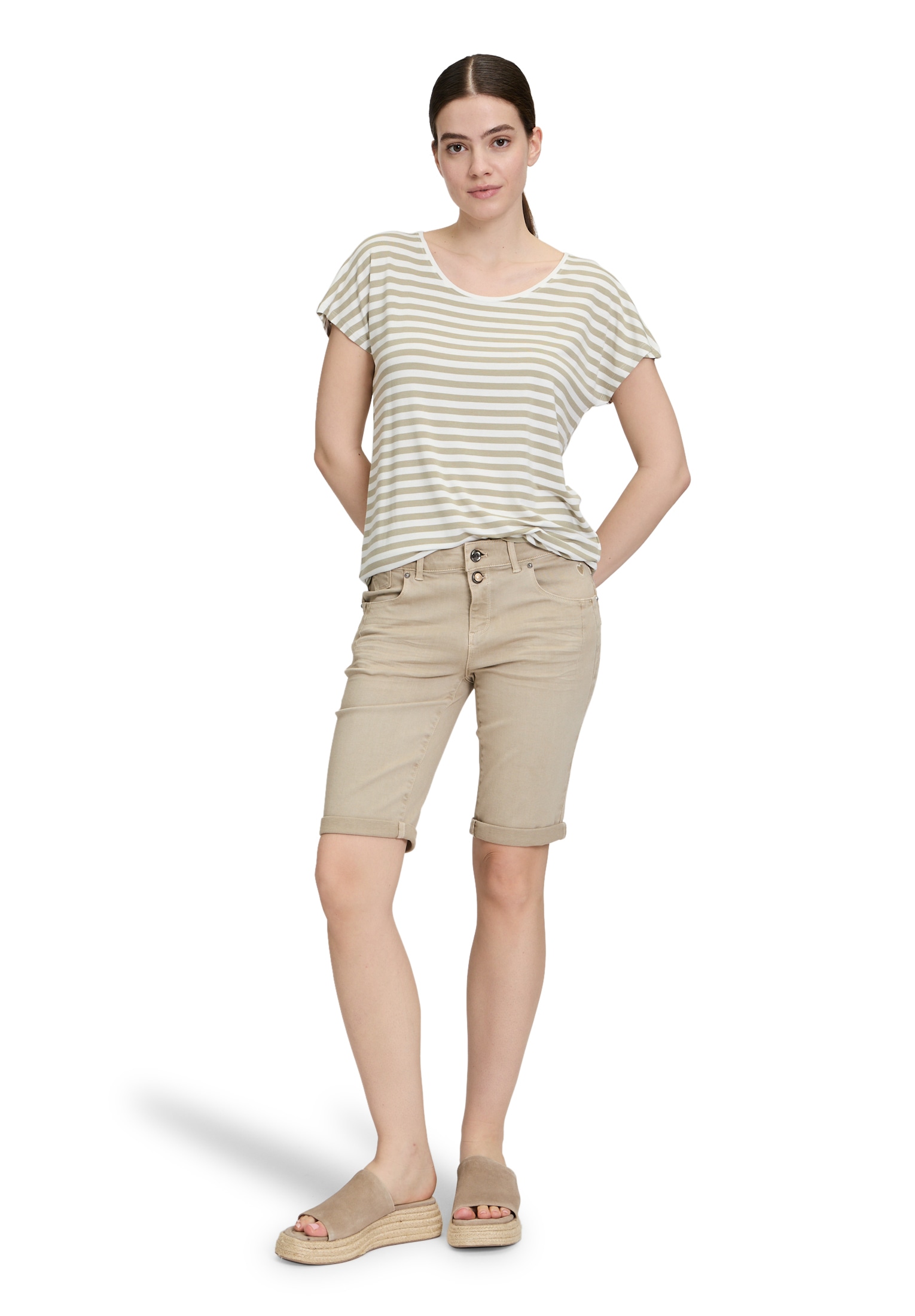 Cartoon Shorts »Shorts mit Stickerei«