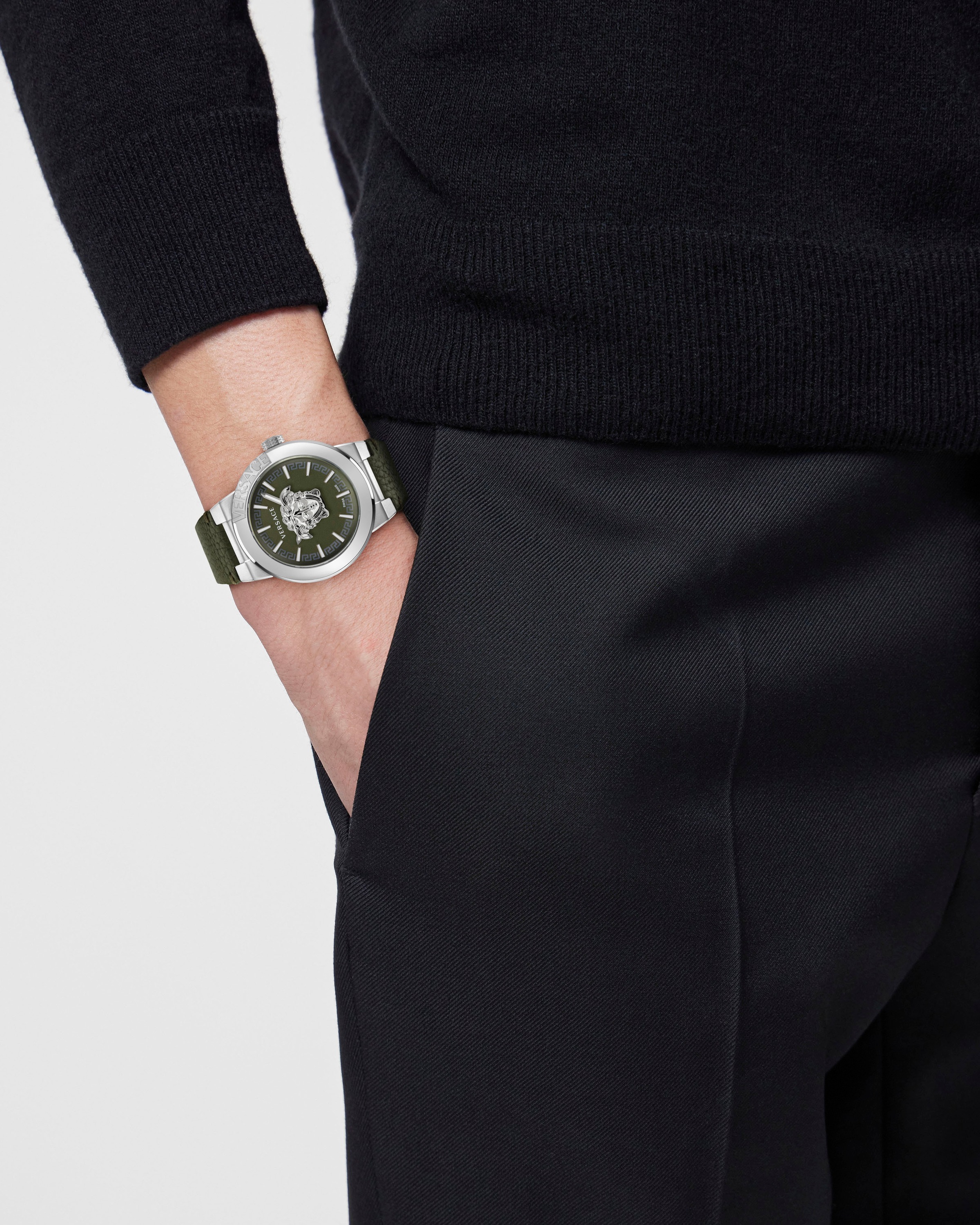 Versace Quarzuhr »MEDUSA INFINITE GENT«, Armbanduhr, Herrenuhr, Swiss Made, Leuchtzeiger, Saphirglas, analog