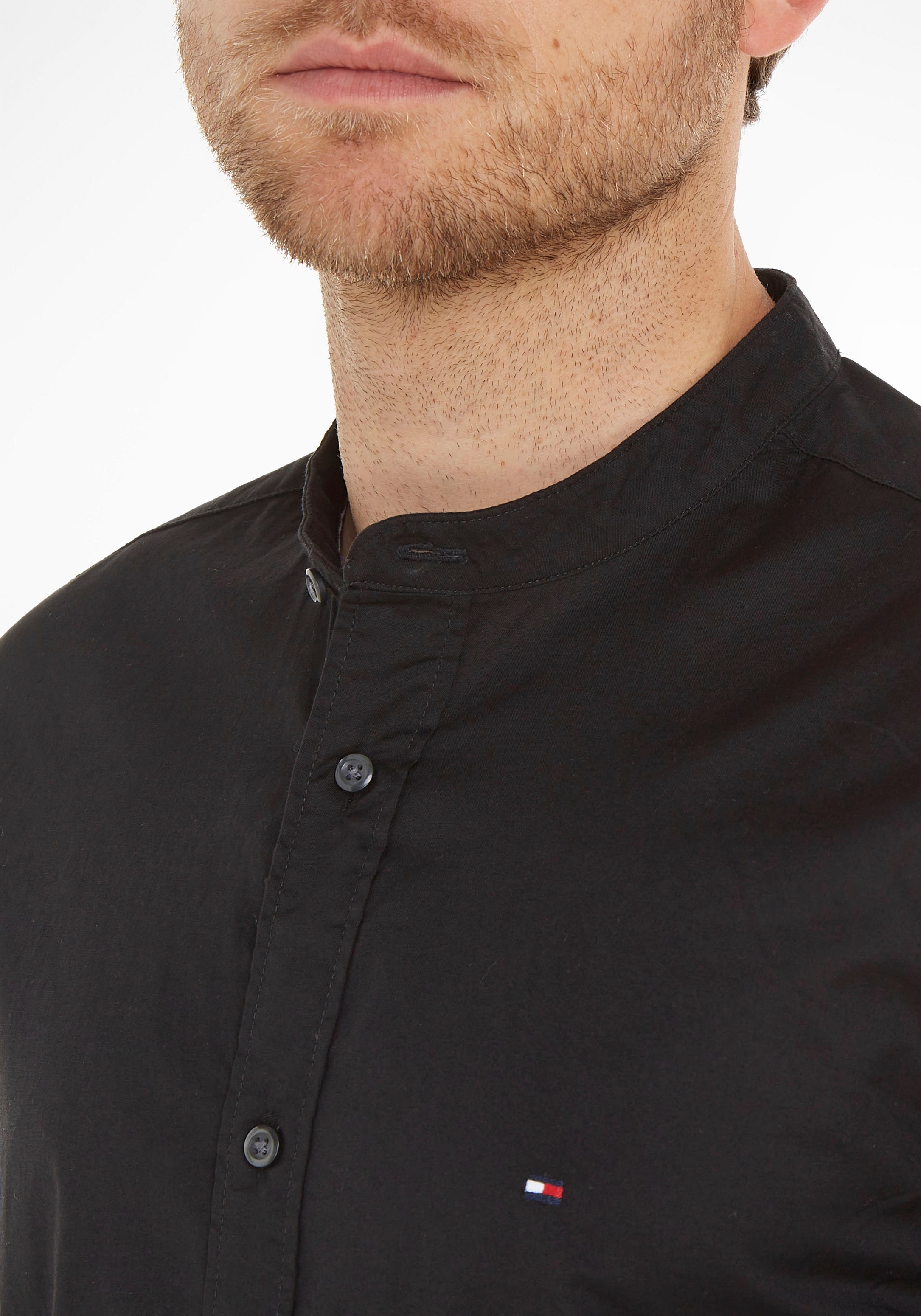 Tommy Hilfiger Langarmhemd »NATURAL SOFT SOLID MAO RF SHIRT«, mit modischem Mao Hemdkragen