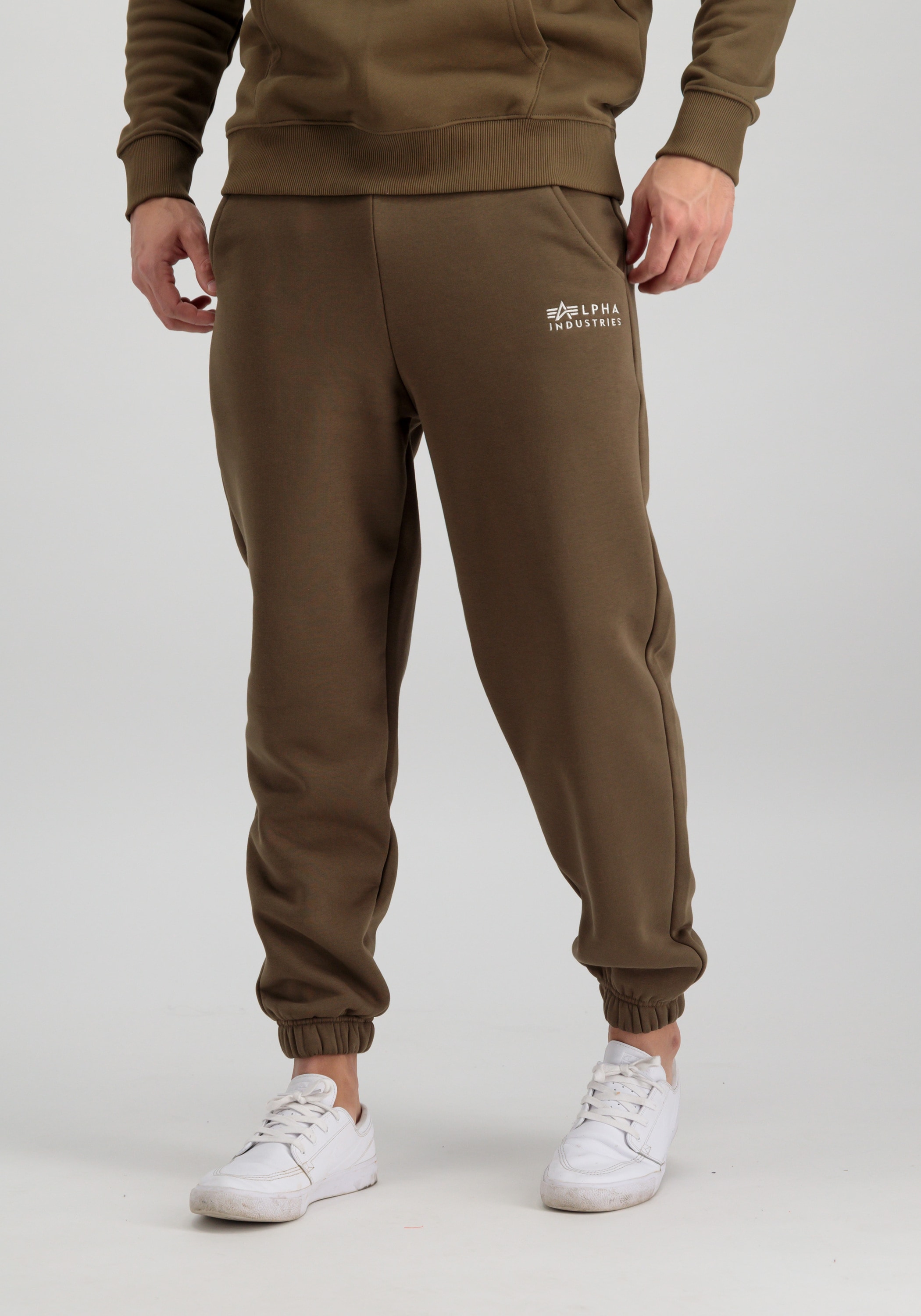 Jogginghose »Alpha Industries Men - Jogger Organics EMB Regular Jogger«