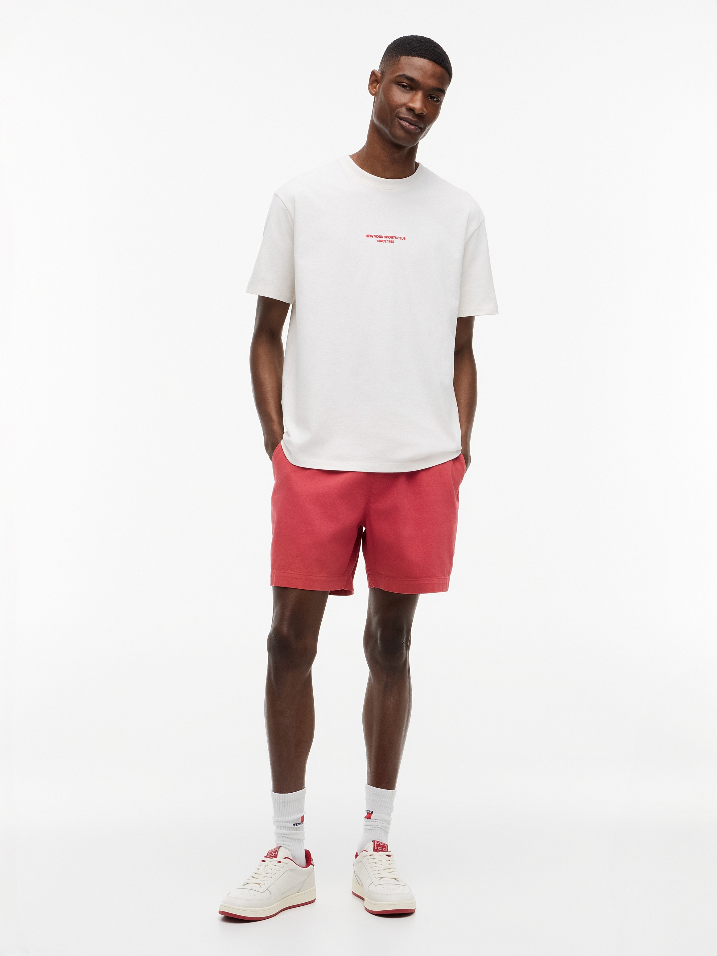 Tommy Jeans T-Shirt »TJM RELAX FIT SAILBOAT« aus Jersey mit Rückengrafik