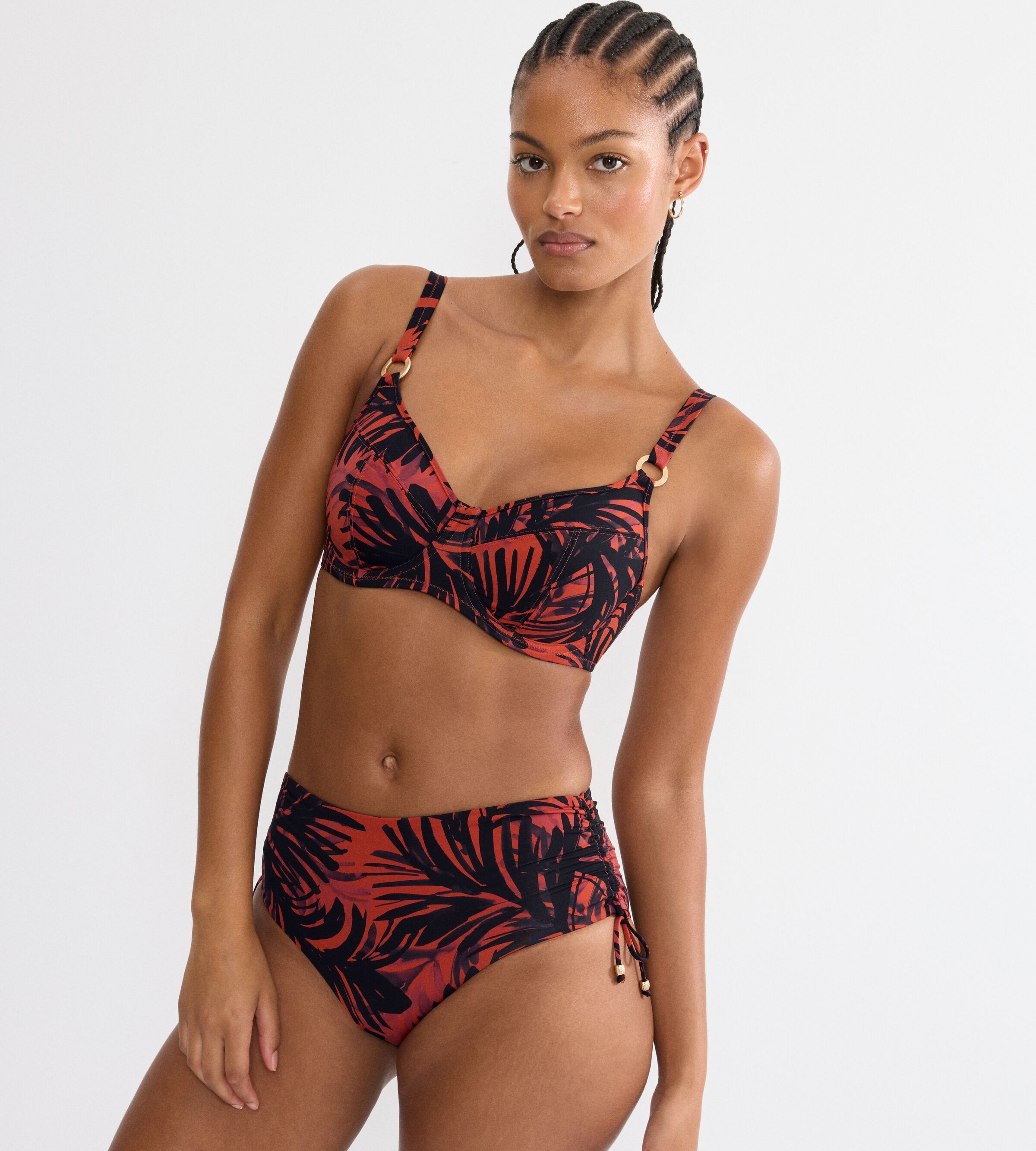 Triumph Bügel-Bikini-Top »Summer Palm W 01« Minimizer - verkleinert die Brust optisch um eine Cup-Größe