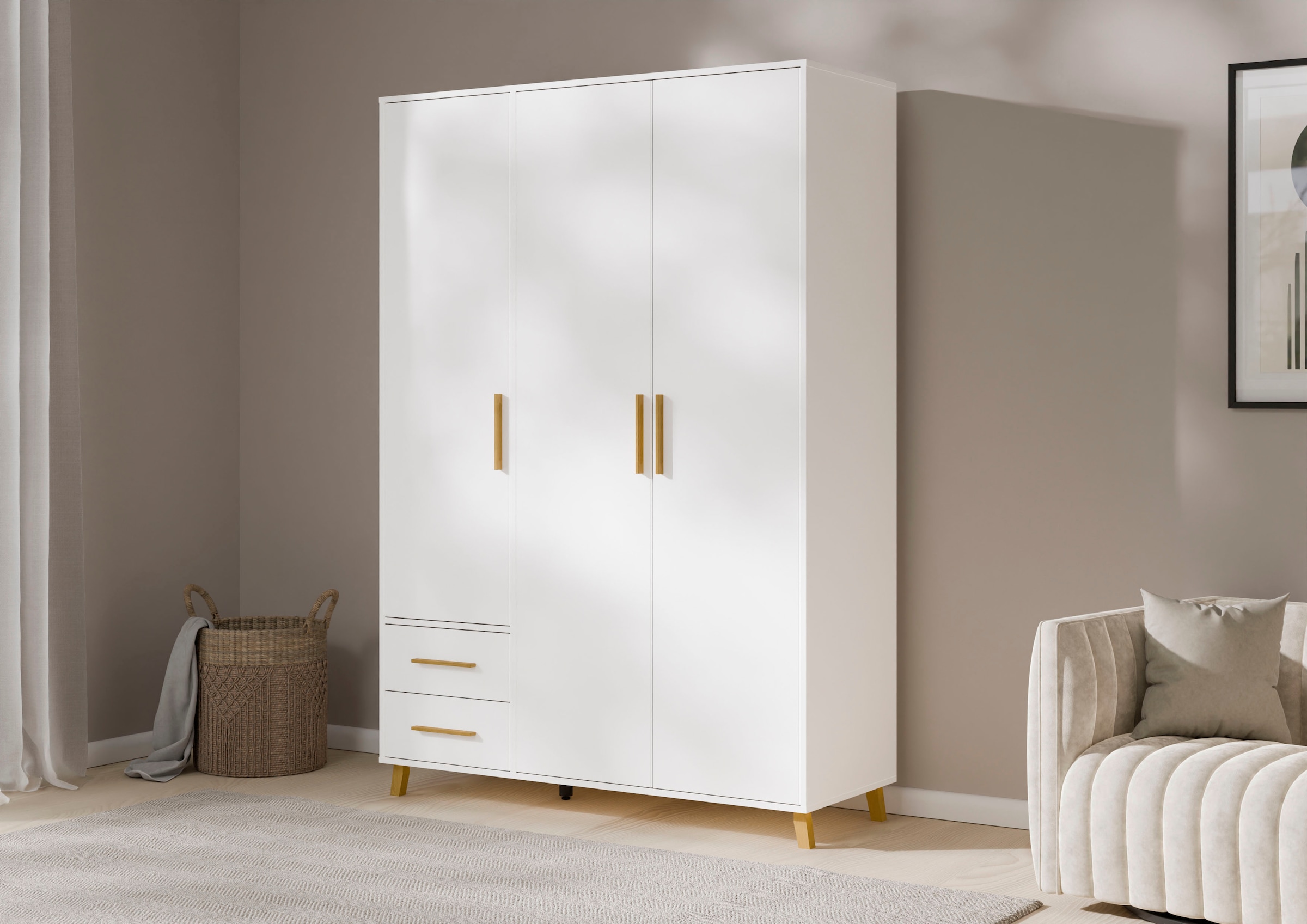 rauch Drehtürenschrank »Kleiderschrank Schrank Garderobe Wäscheschrank SHINJO«, (in 3 verschiedenen Ausstattungen BASIC/CLASSIC/PREMIUM), Griffe und Füße aus Massivholz mit 2 Schubladen MADE IN GERMANY
