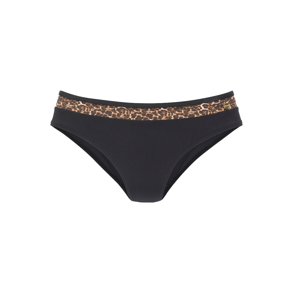 LASCANA Bikini-Hose »Adele«, mit trendigen Details