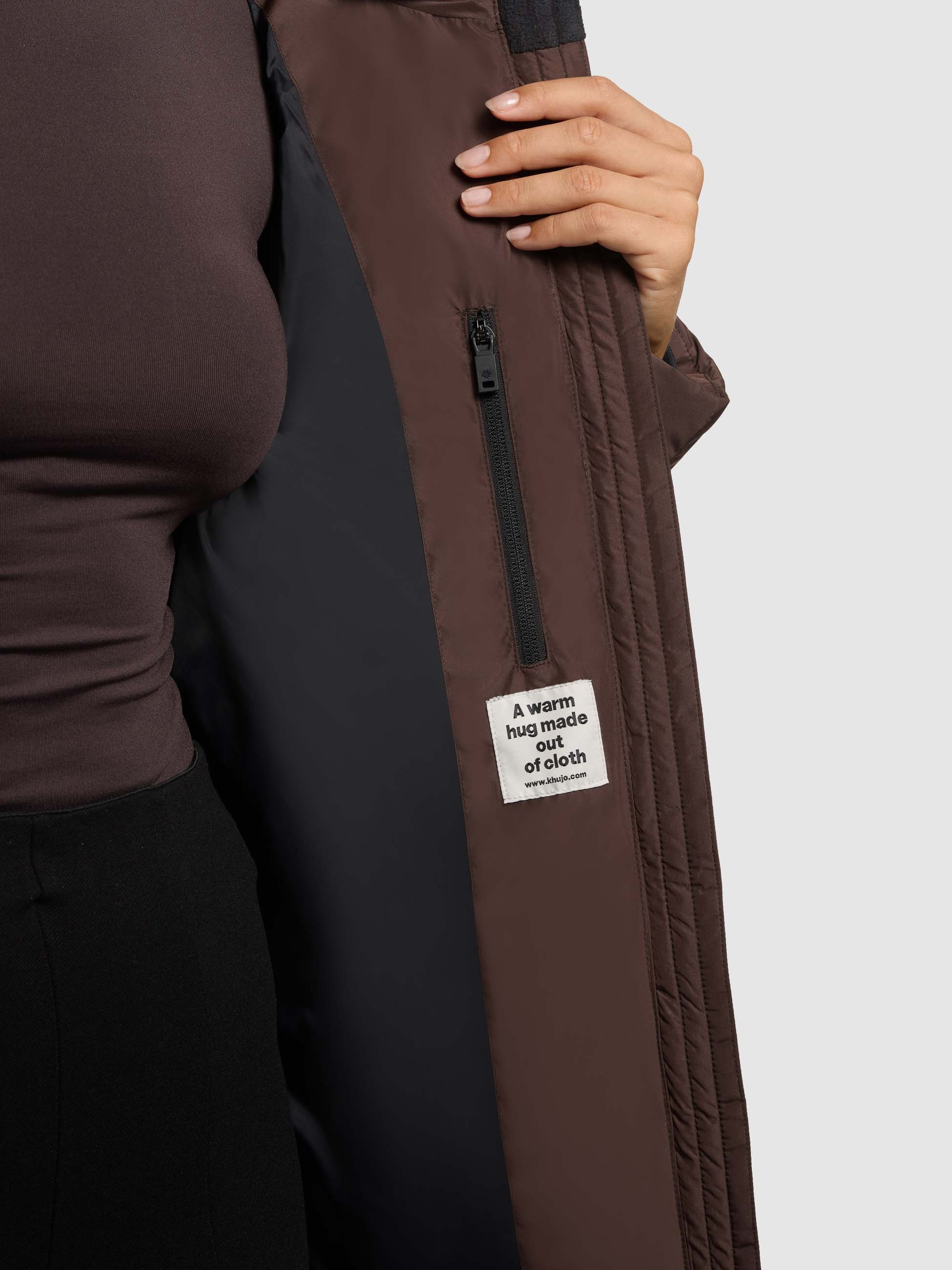 khujo Steppmantel »SOULANI4« wasserabweisende Beschichtung an den Reißverschlusstaschen