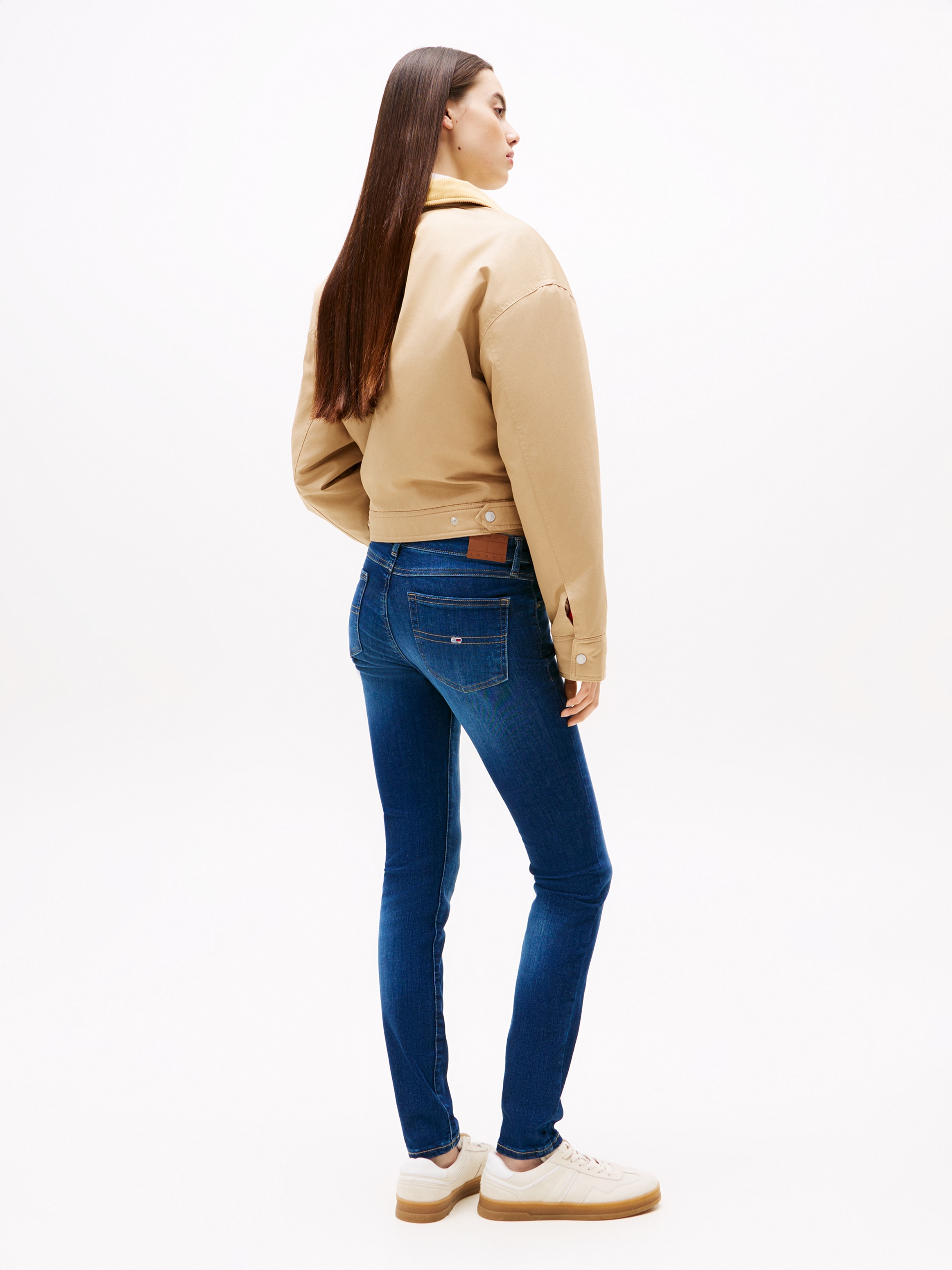 Tommy Jeans Skinny-fit-Jeans »SOPHIE LW SKN« mit Waschung, Logo-Badge, Low Rise