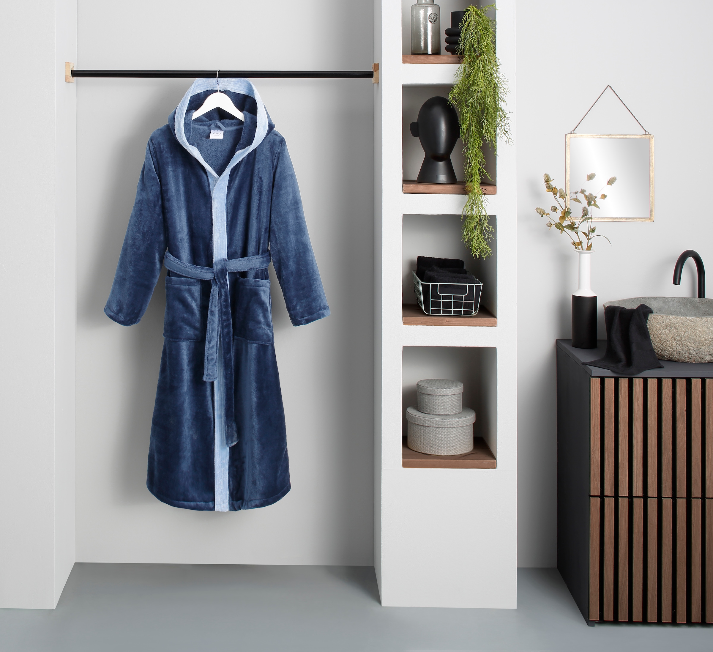 OTTO home Unisex-Bademantel »Miia, ideal für Sauna, Spa & im Urlaub« 1 Stk. tlg., weich und kuschelig, plüsch, für Damen und Herren, S-XL