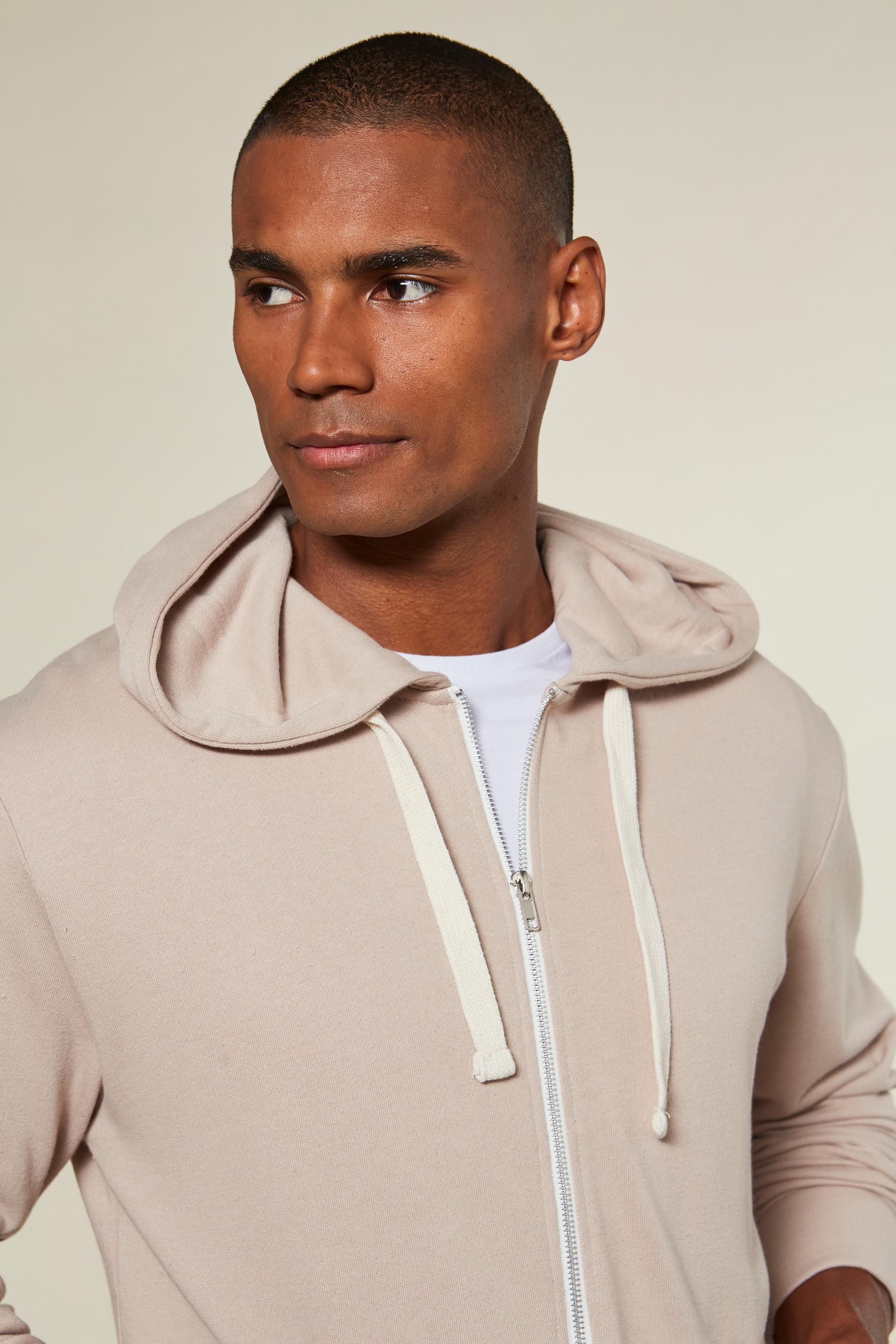KangaROOS Kapuzensweatjacke, mit Kapuze, kontrast Zipper und kontrast Bänder