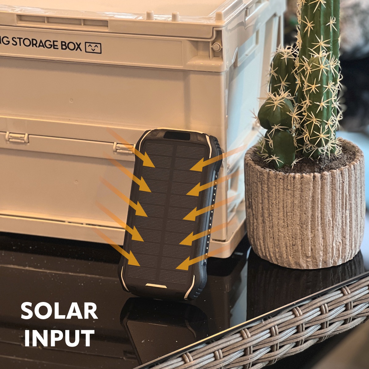 Vinnic Powerbank »SACA PEAK Solar Powerbank 10.000mAh IP65 1xUSB-C, 2xUSB-A«, Vinnic SACA PEAK Solar Powerbank 10.000mAh IP65 1xC 2xA,black