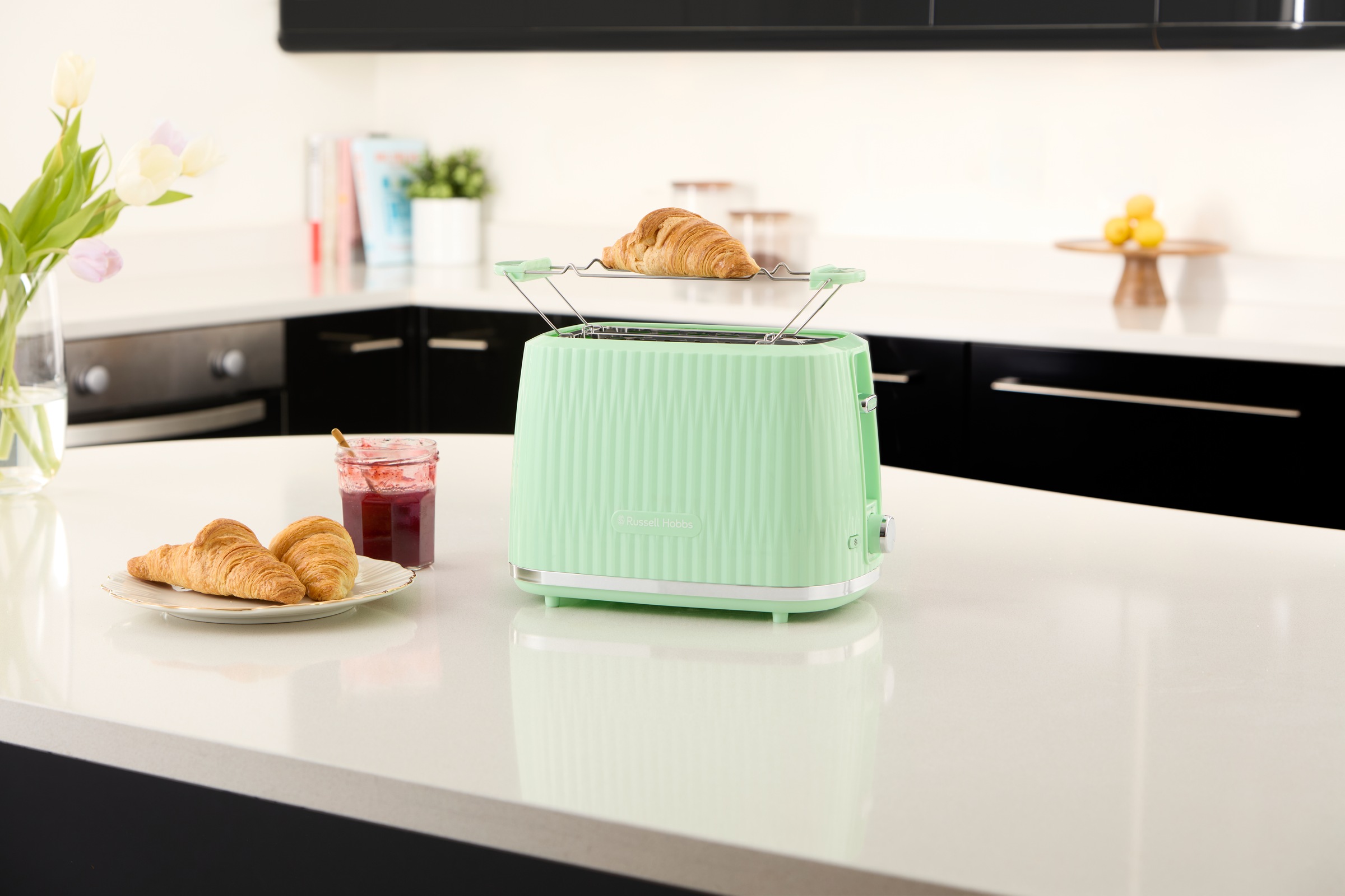 RUSSELL HOBBS Toaster »Eden 27374-56 Pistazie«, 2 Schlitze, 800 W, 6 Bräunungsstufen, Hebefunktion, Auftau-, Aufwärm- & Stoppfunktion