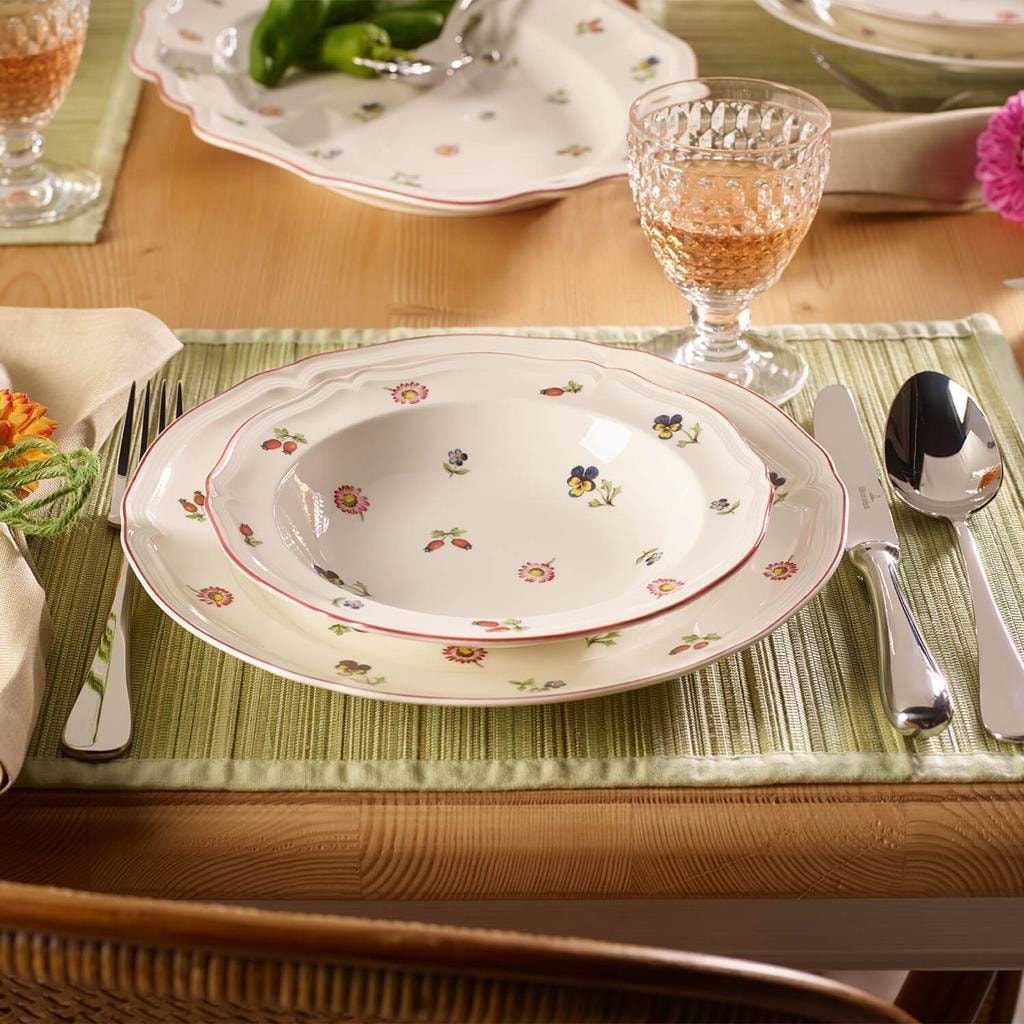 Villeroy & Boch Geschirr-Set »Teller-Set Petite Fleur 18er Set weiß« Spülmaschinengeeignet, Mikrowellengeeignet