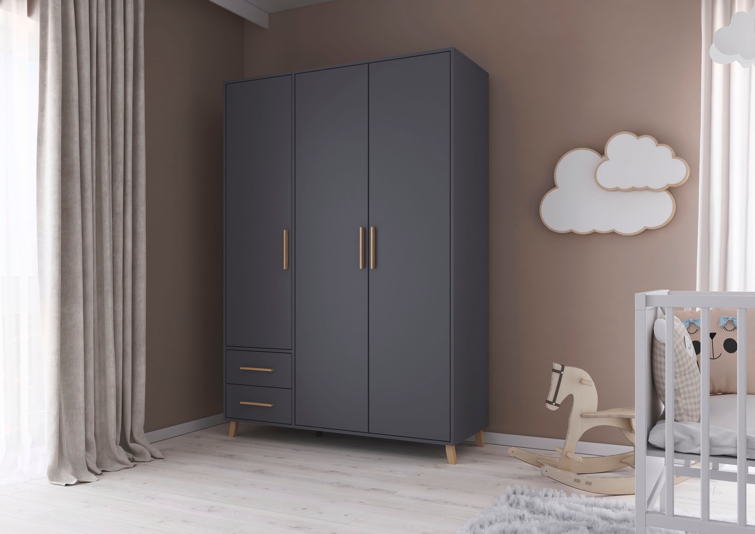 rauch Drehtürenschrank »Kleiderschrank Schrank Garderobe Wäscheschrank SHINJO« in 3 verschiedenen Ausstattungen BASIC/CLASSIC/PREMIUM,  Griffe und Füße aus Massivholz mit 2 Schubladen MADE IN GERMANY