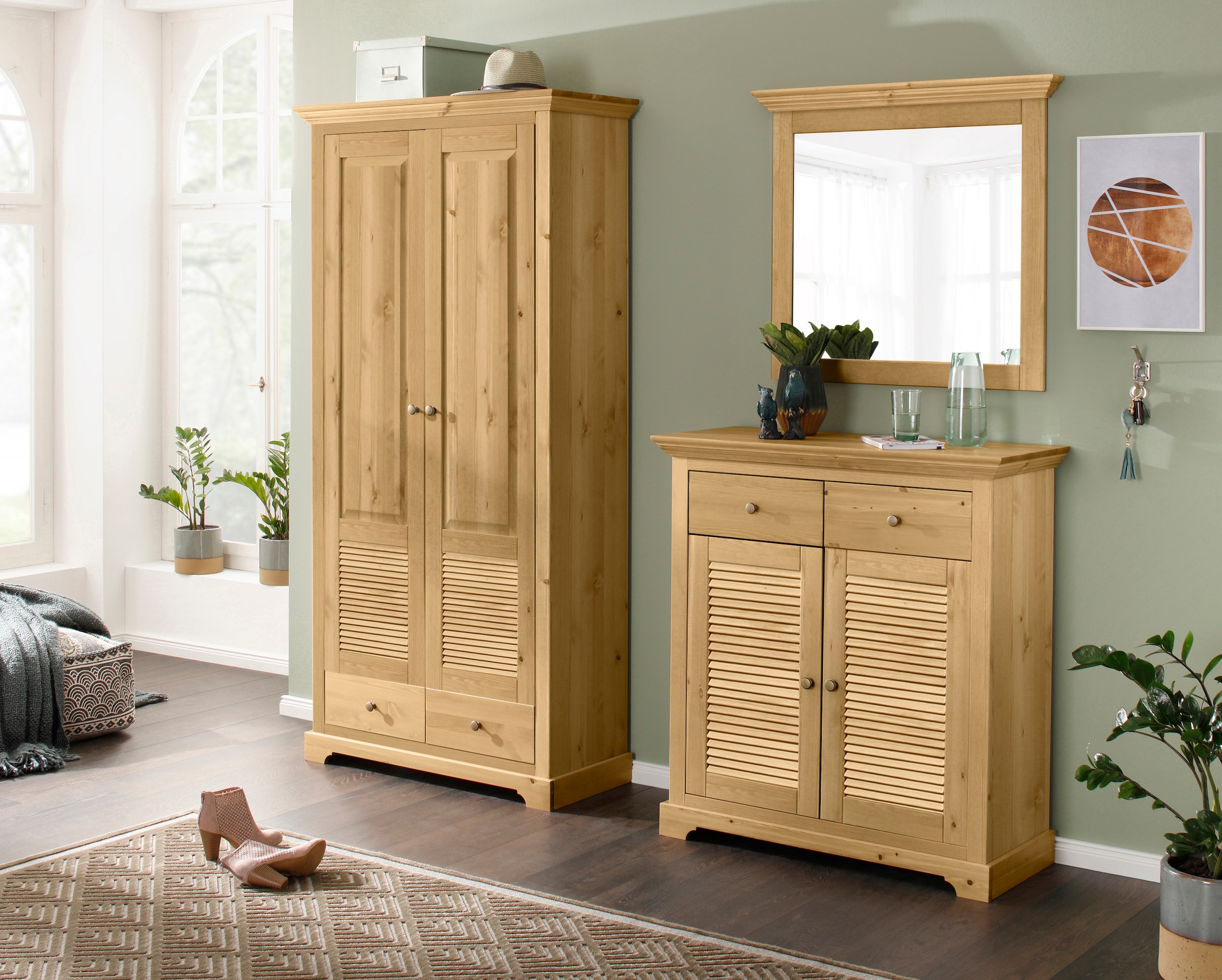 Home affaire Garderobenschrank »Ayanna« Breite 94 cm, 2-türig, aus massiver Kiefer, FSC®