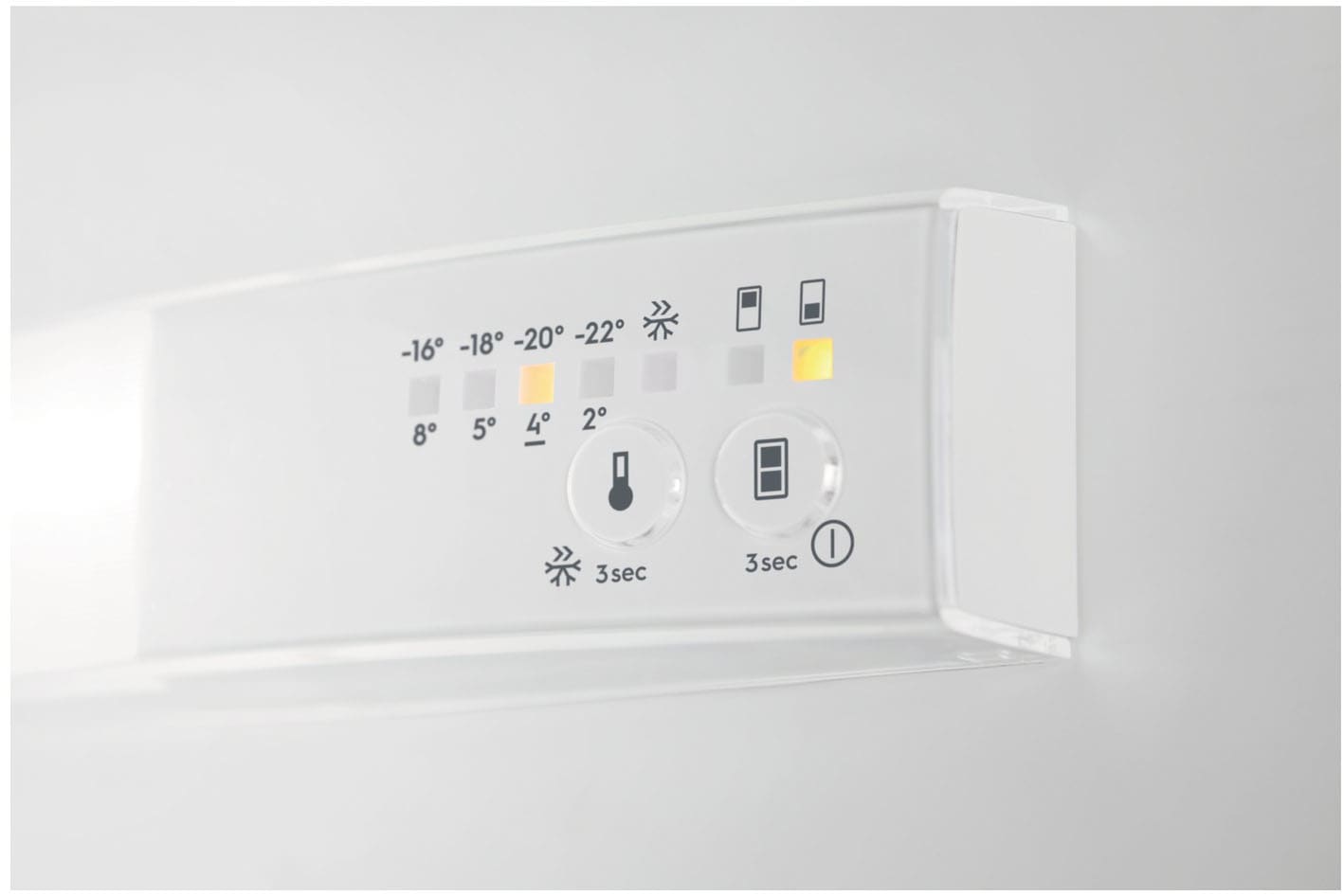 AEG Einbaukühlgefrierkombination 5000 »TSC5S183DF«, LowFrost: Erheblich weniger Eisbildung