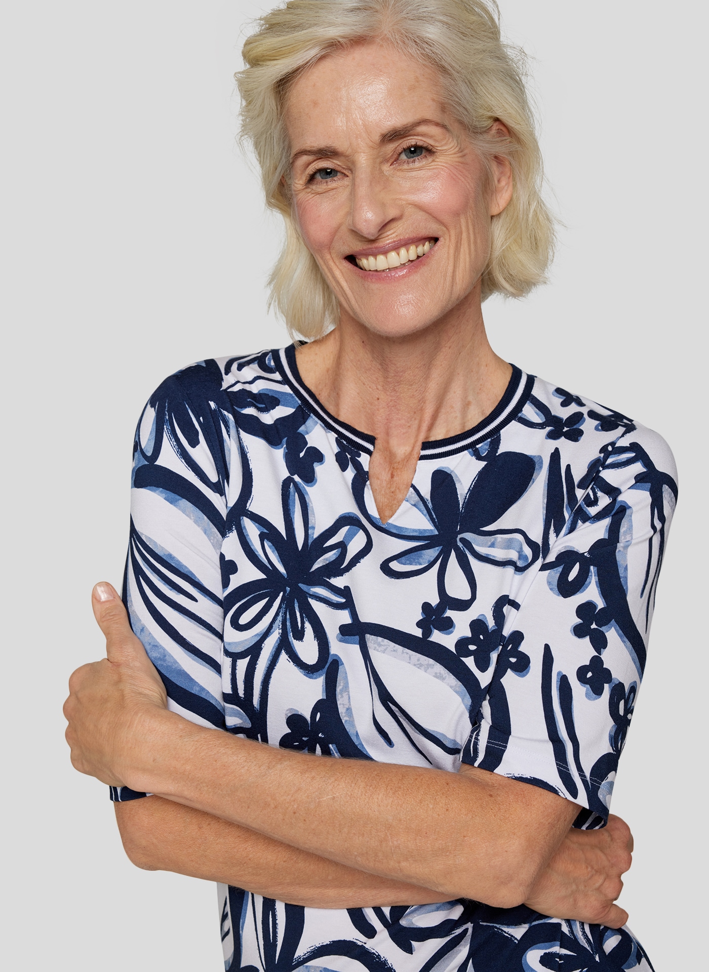 Rabe Rundhalsshirt, mit floralem Muster