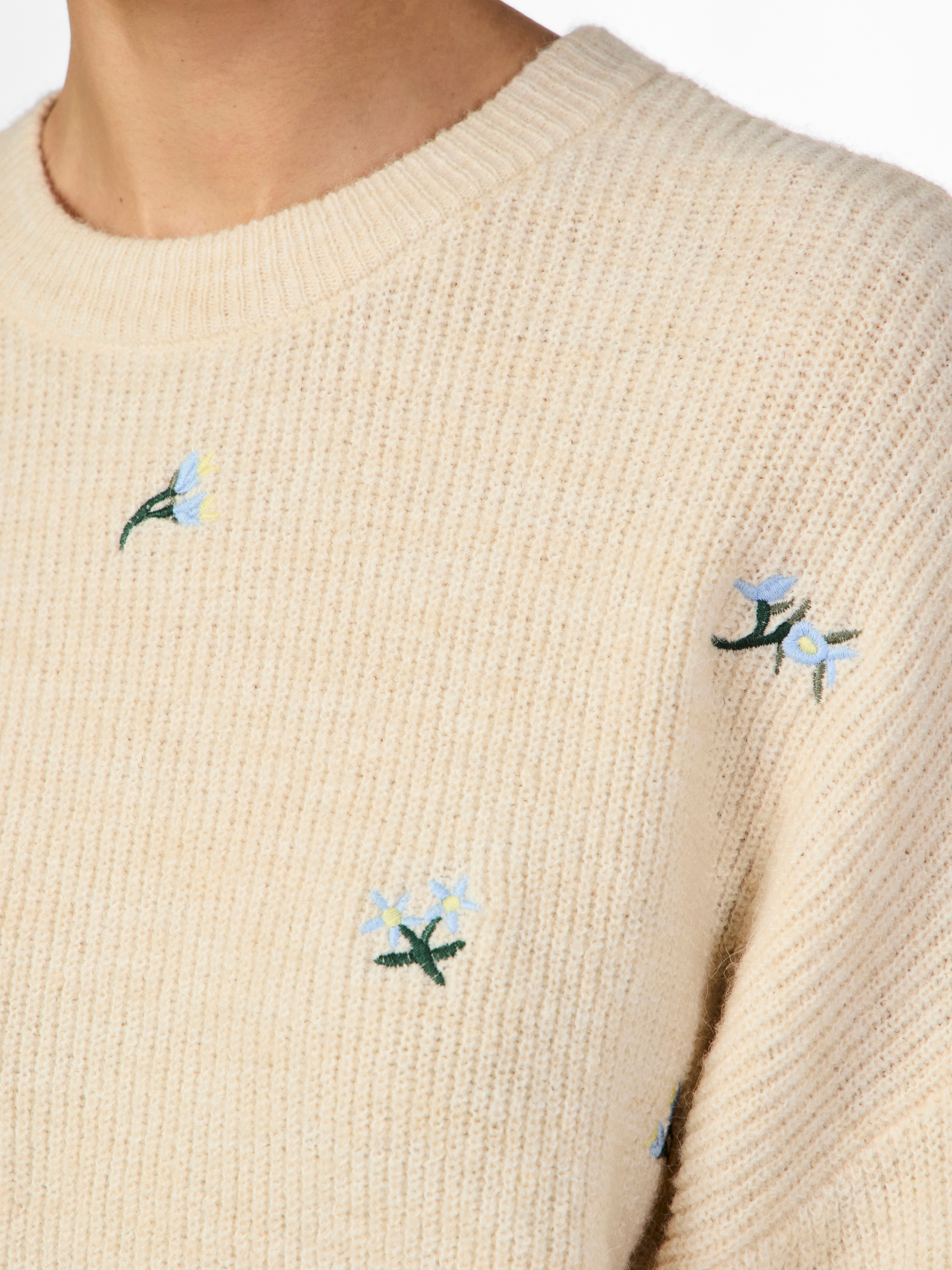 Y.A.S Rundhalspullover »YASFLEUR LS KNIT PULLOVER S. NOOS«, mit Stickerei