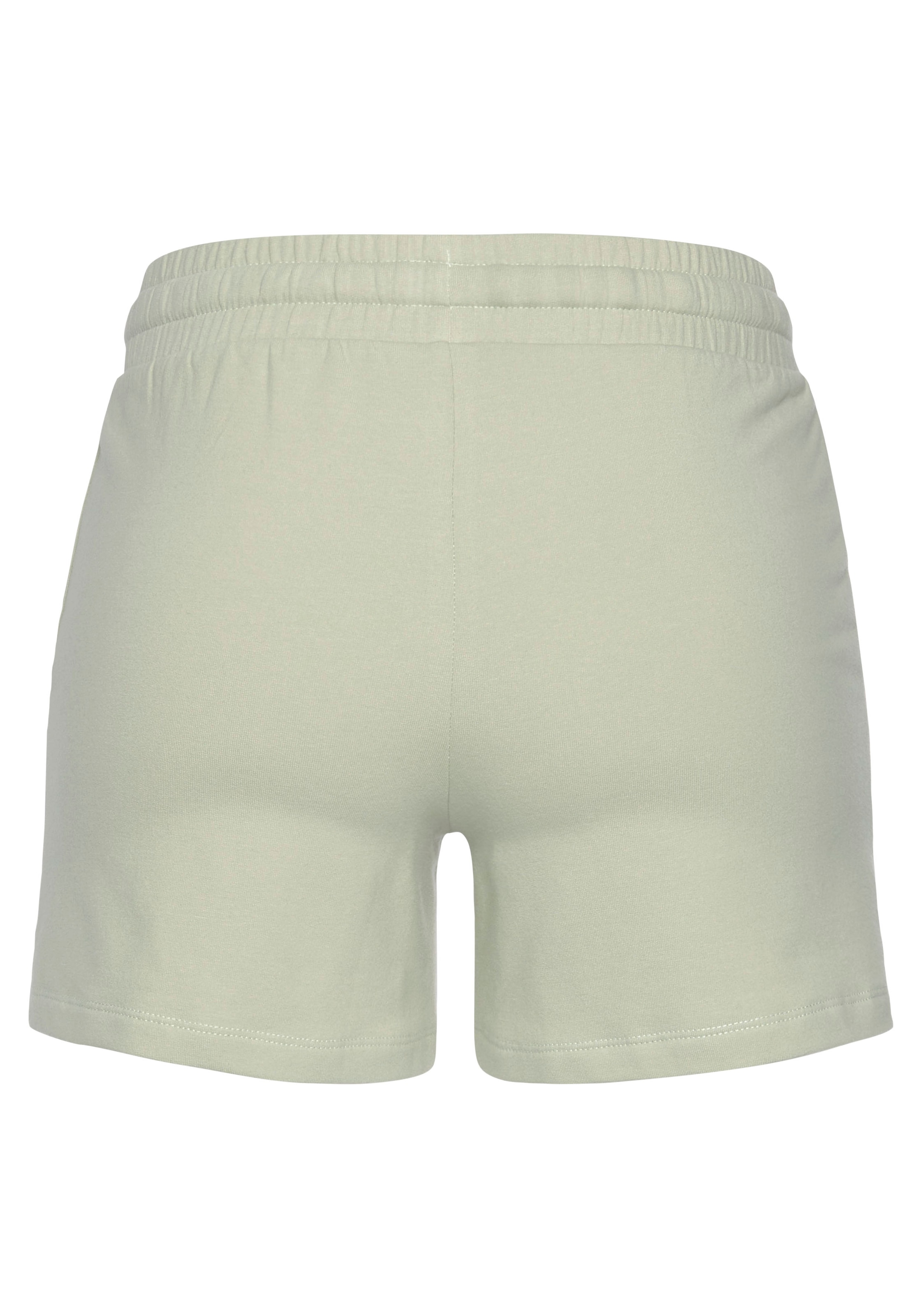 Bench. Loungewear Relaxshorts, mit aufgesetzten Taschen, Loungeanzug