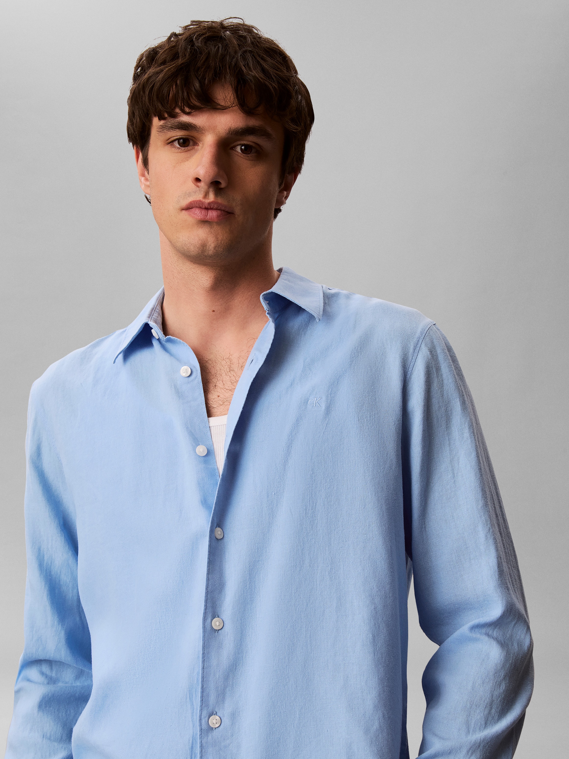 Calvin Klein Leinenhemd »SOLID LINEN CLASSIC« Kentkragen, Regular Fit, Leinen-Viskosemix